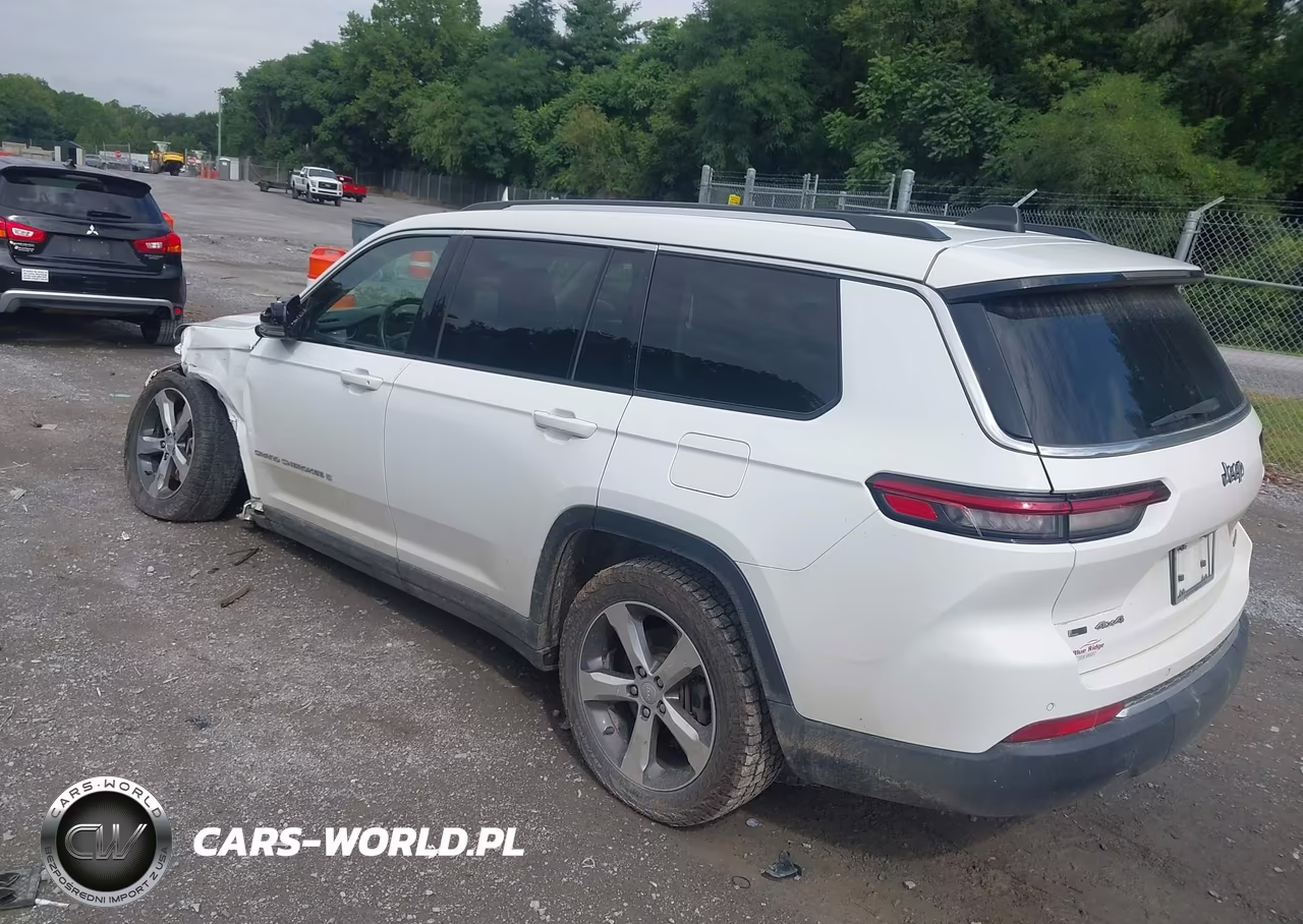 2021 Jeep Grand Cherokee L Limited 4X4 VIN:1C4RJKBG8M8144557 - 3
