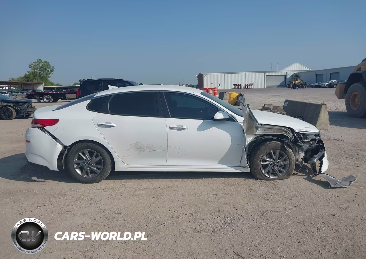 2019 Kia Optima Lx VIN:5XXGT4L34KG358626 - 13
