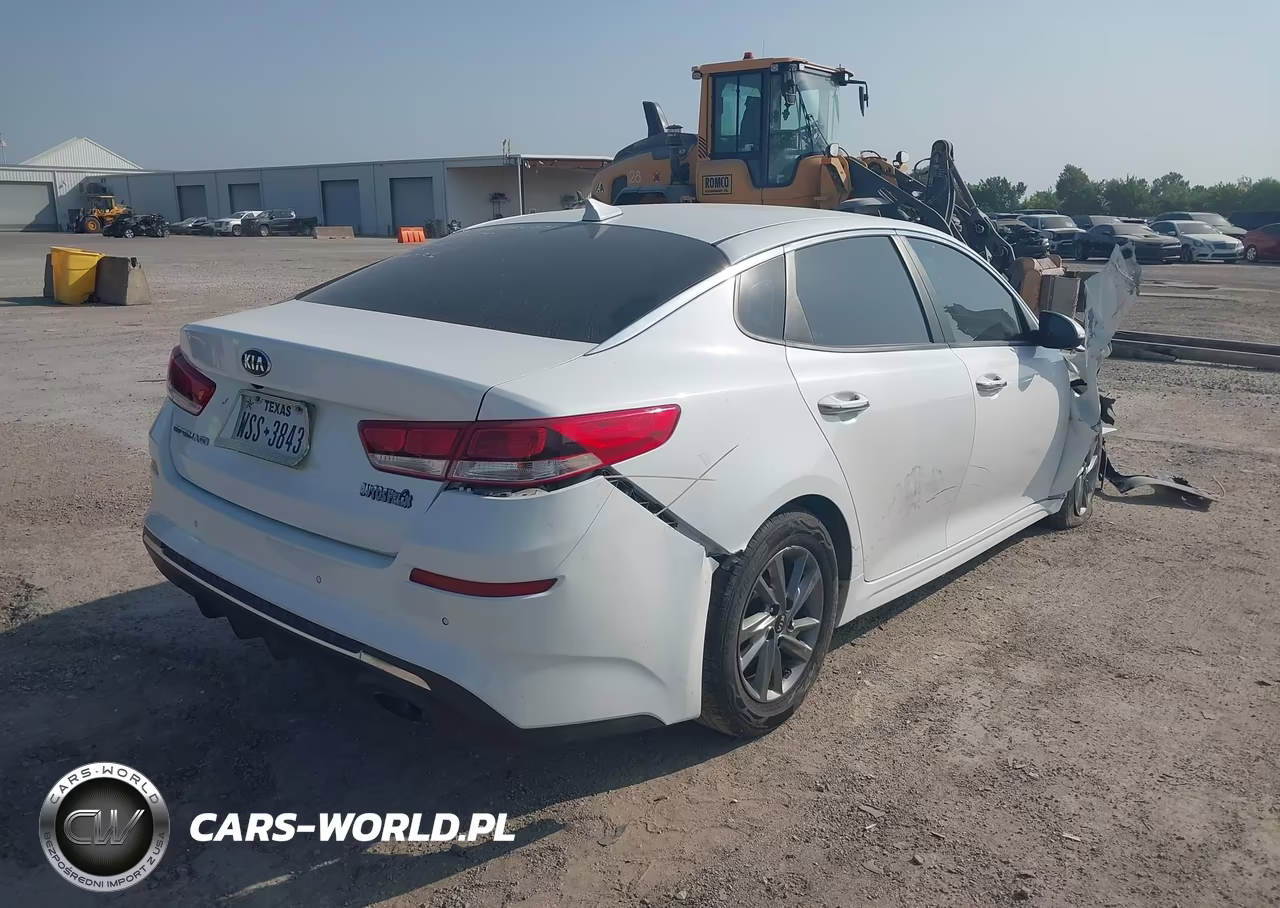 2019 Kia Optima Lx VIN:5XXGT4L34KG358626 - 4