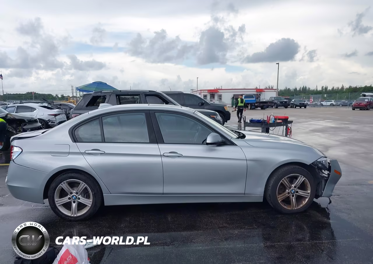 2015 BMW 328I xDrive VIN:WBA3B5C59FF960660 - 13