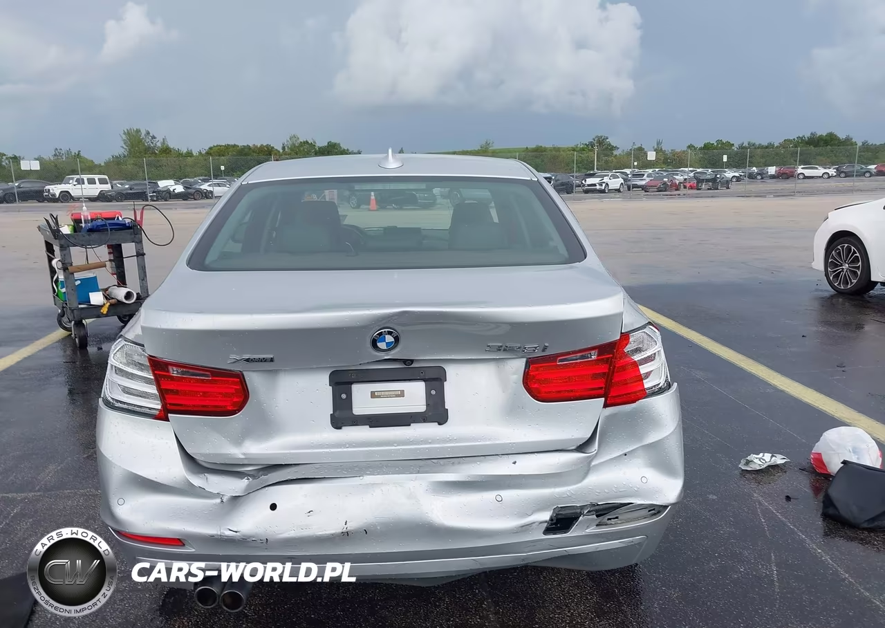 2015 BMW 328I xDrive VIN:WBA3B5C59FF960660 - 16