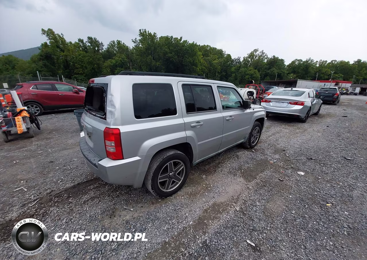 2010 Jeep Patriot Sport VIN:1J4NF2GB4AD512596 - 4