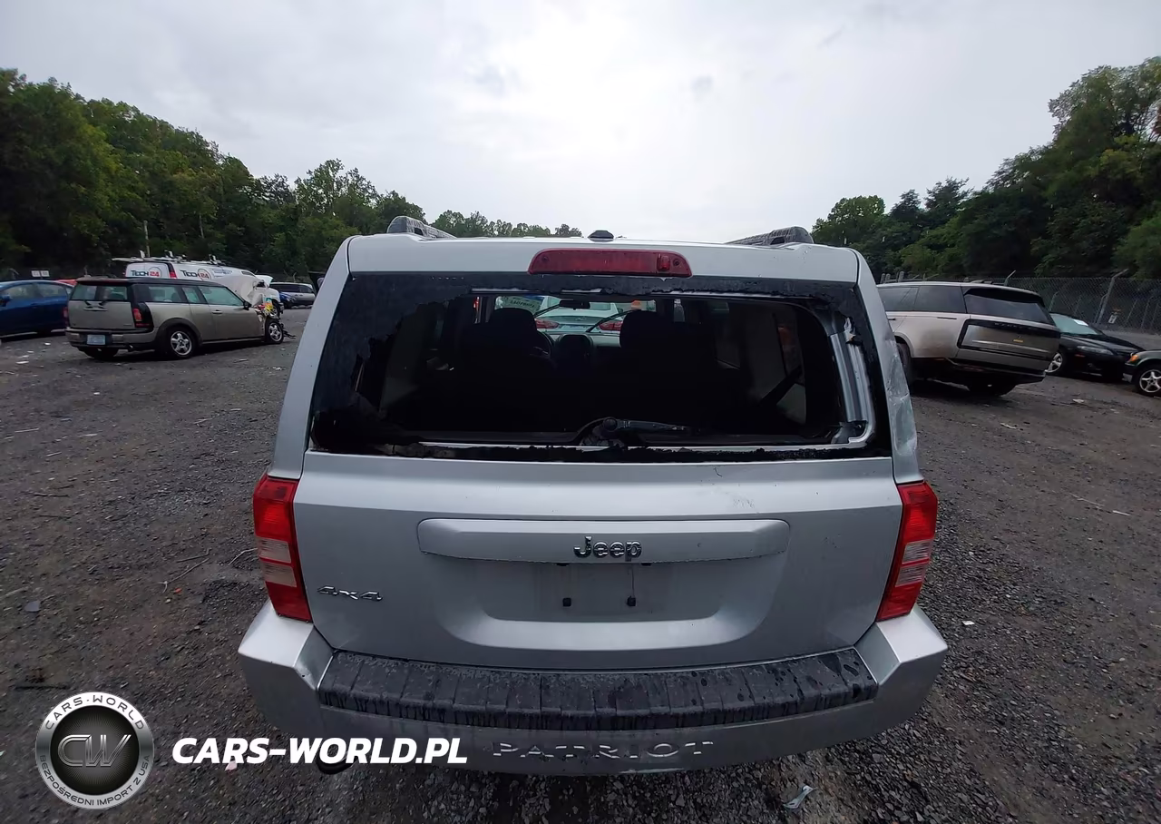 2010 Jeep Patriot Sport VIN:1J4NF2GB4AD512596 - 6
