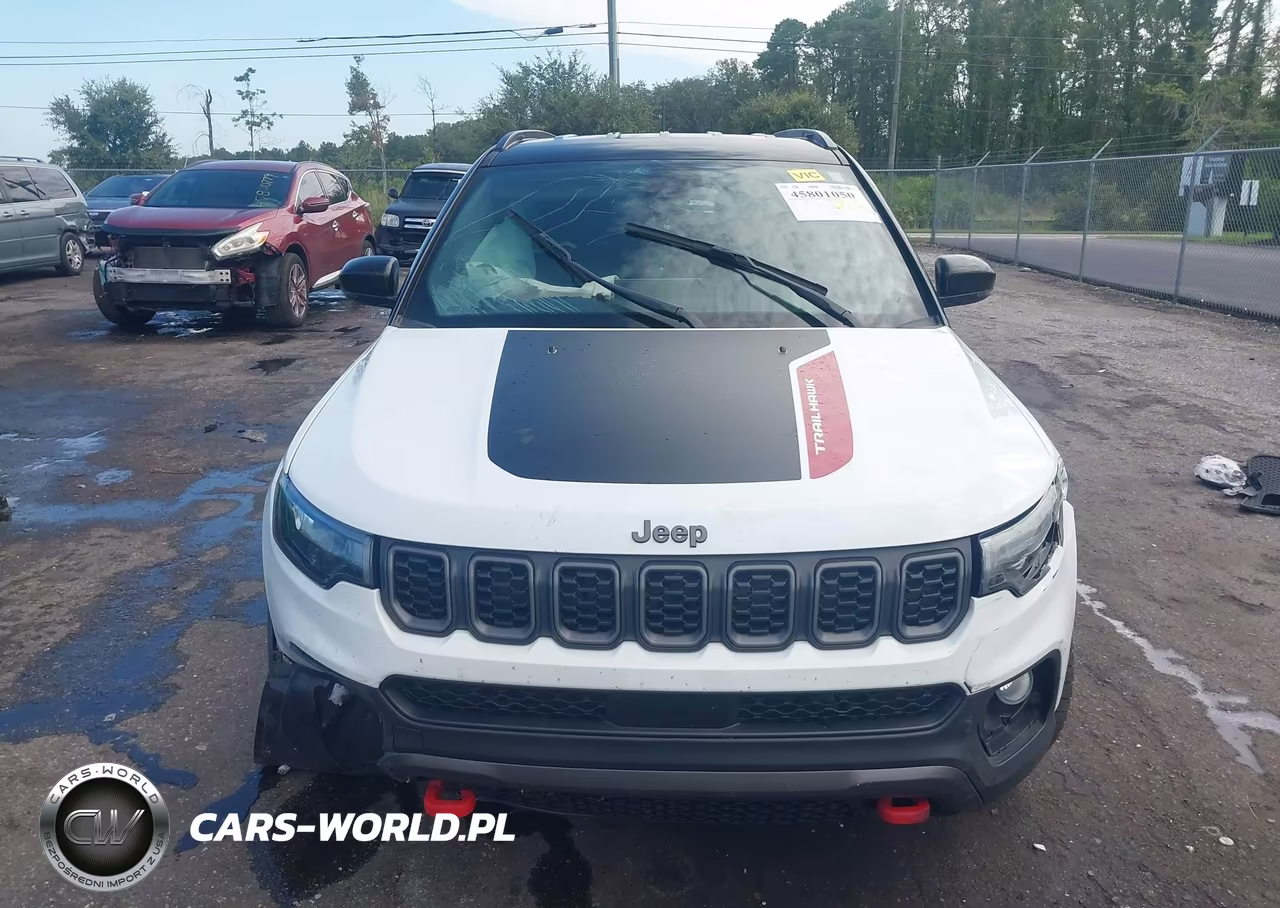 2025 Jeep Compass Trailhawk 4X4 VIN:3C4NJDDN3ST532669 - 12