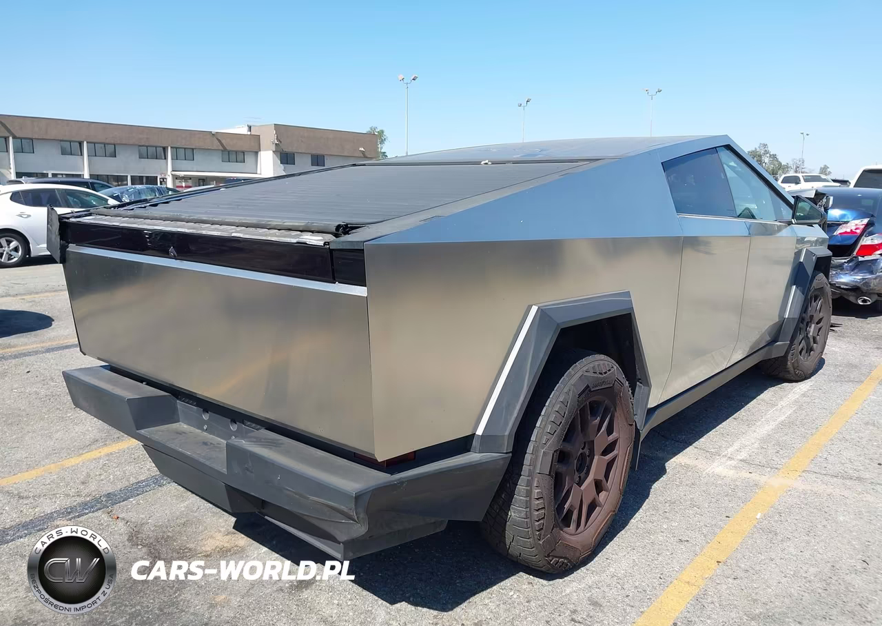 2025 Tesla Cybertruck All-Wheel Drive VIN:7G2CEHED8SA077965 - 4