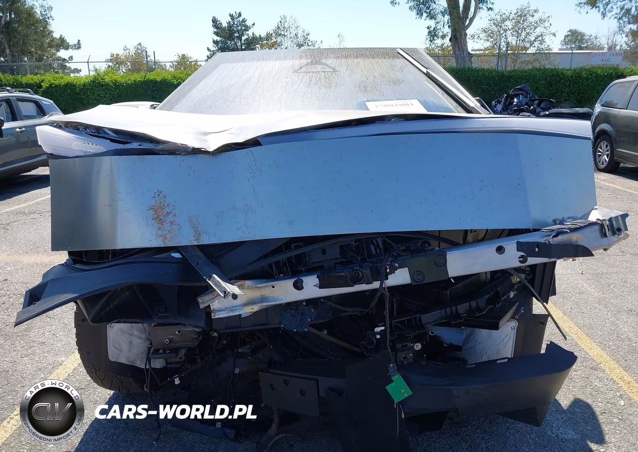 2025 Tesla Cybertruck All-Wheel Drive VIN:7G2CEHED8SA077965 - 6