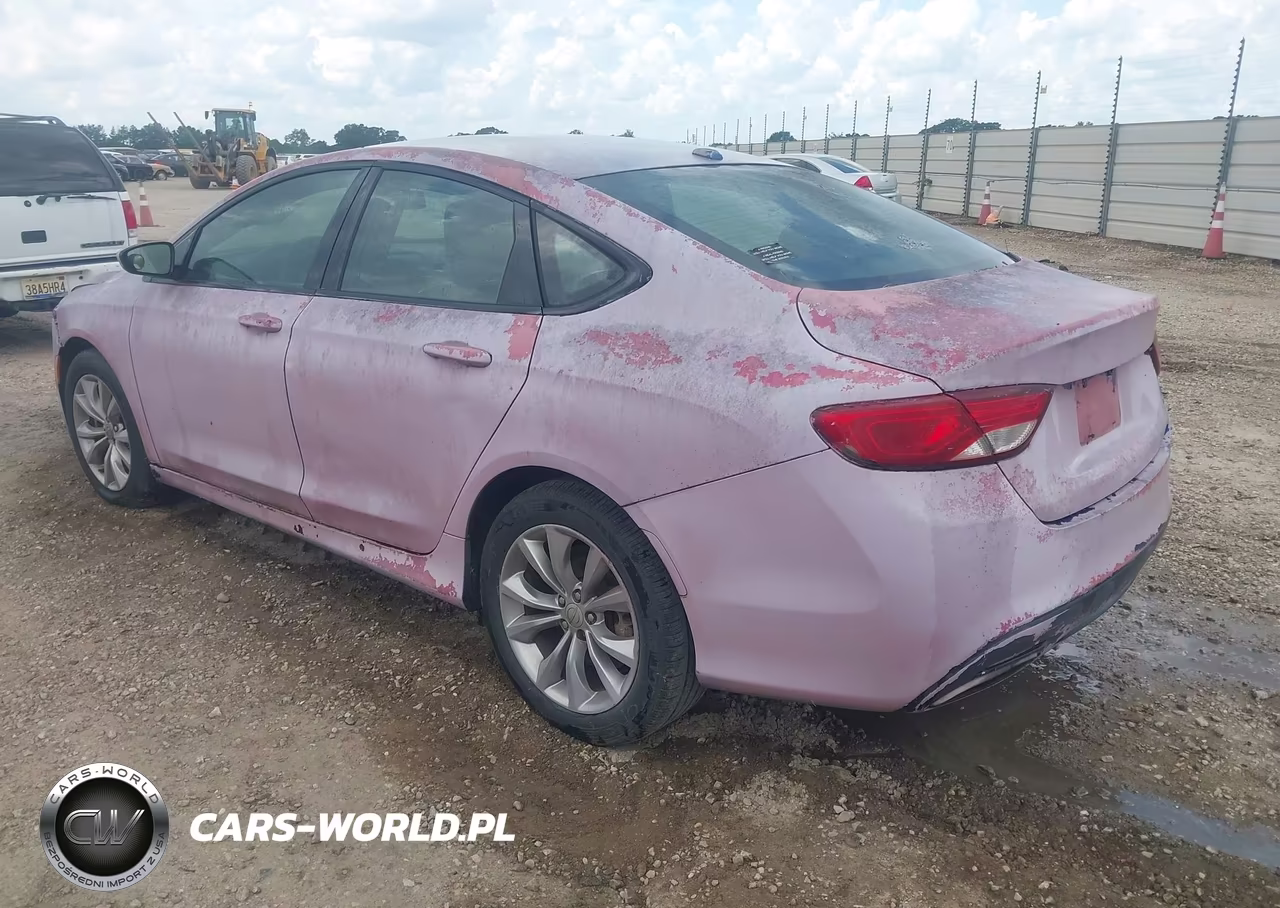 2015 Chrysler 200 S VIN:1C3CCCBB2FN723739 - 3