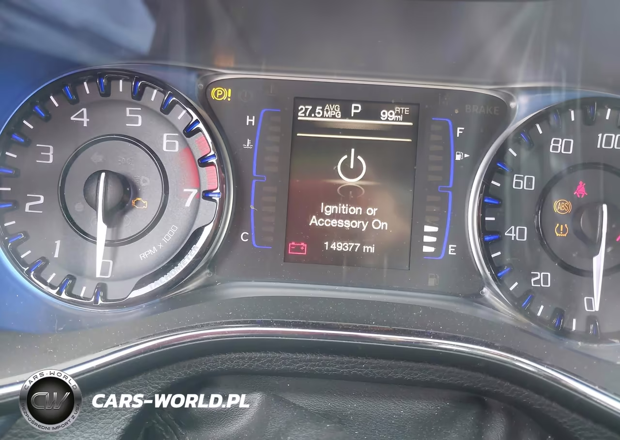 2015 Chrysler 200 S VIN:1C3CCCBB2FN723739 - 7