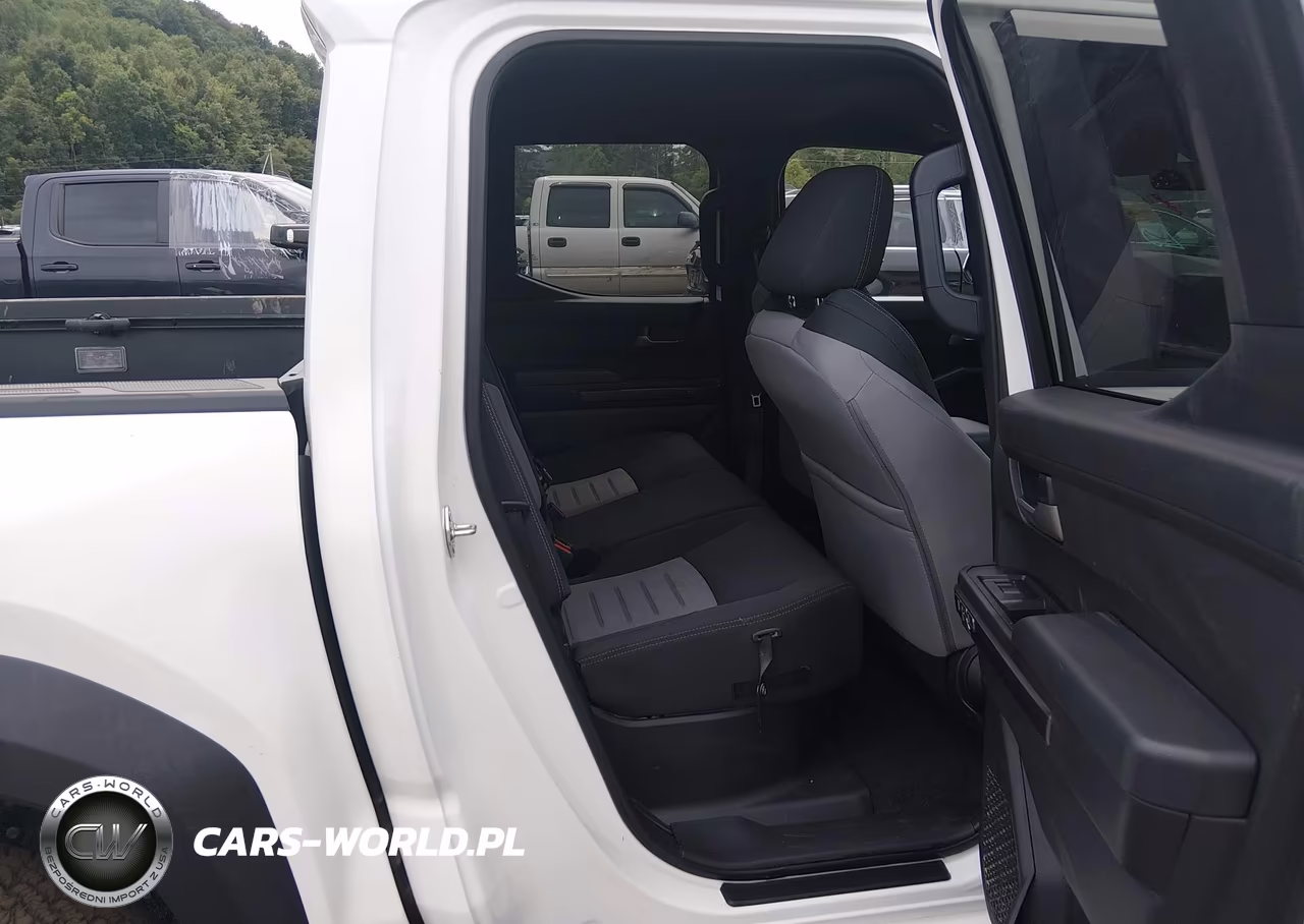 2026 Toyota Tacoma Trd Off Road VIN:3TMLB5JN4TM275404 - 8