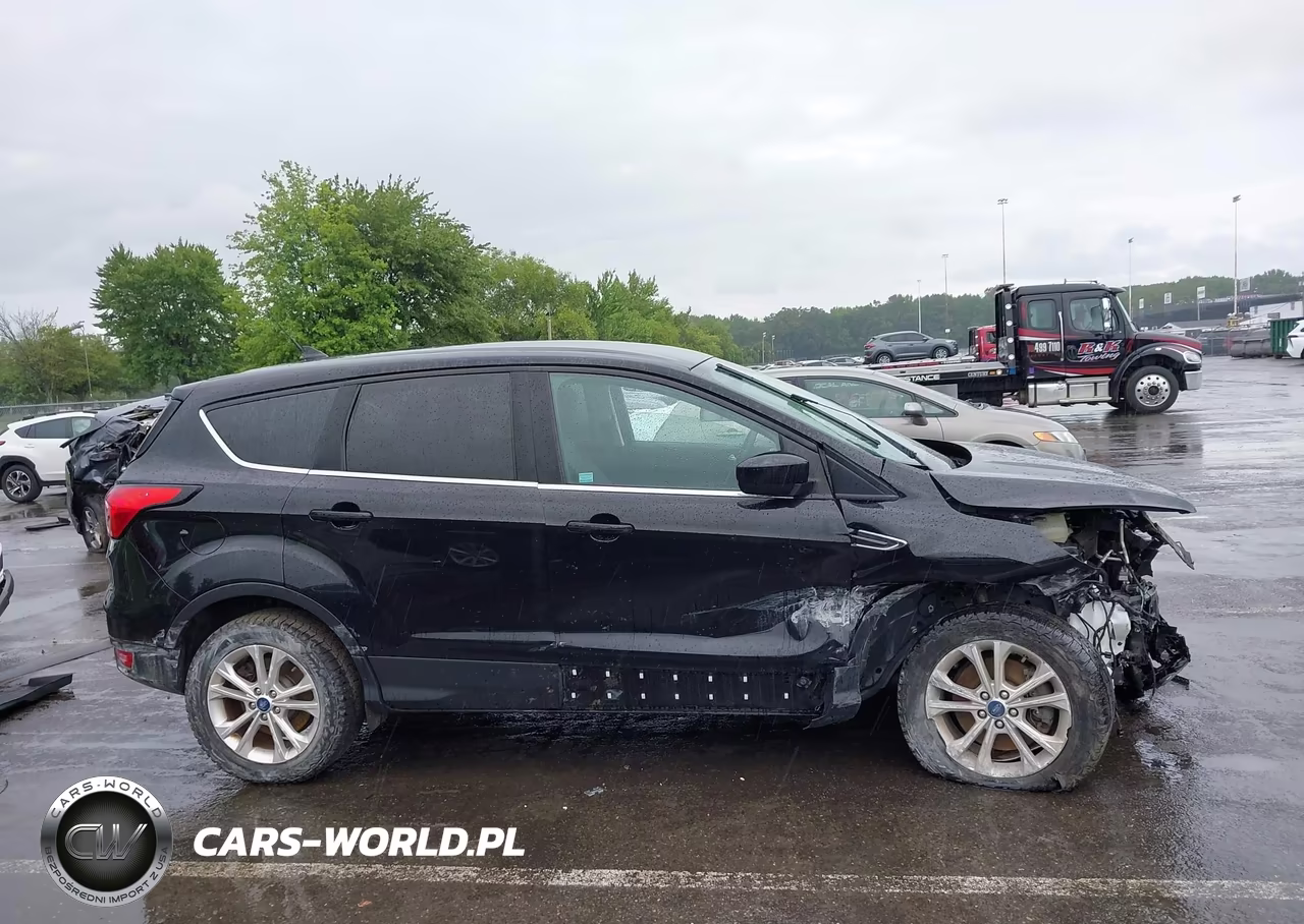 2019 Ford Escape Se VIN:1FMCU9GD1KUB44548 - 12