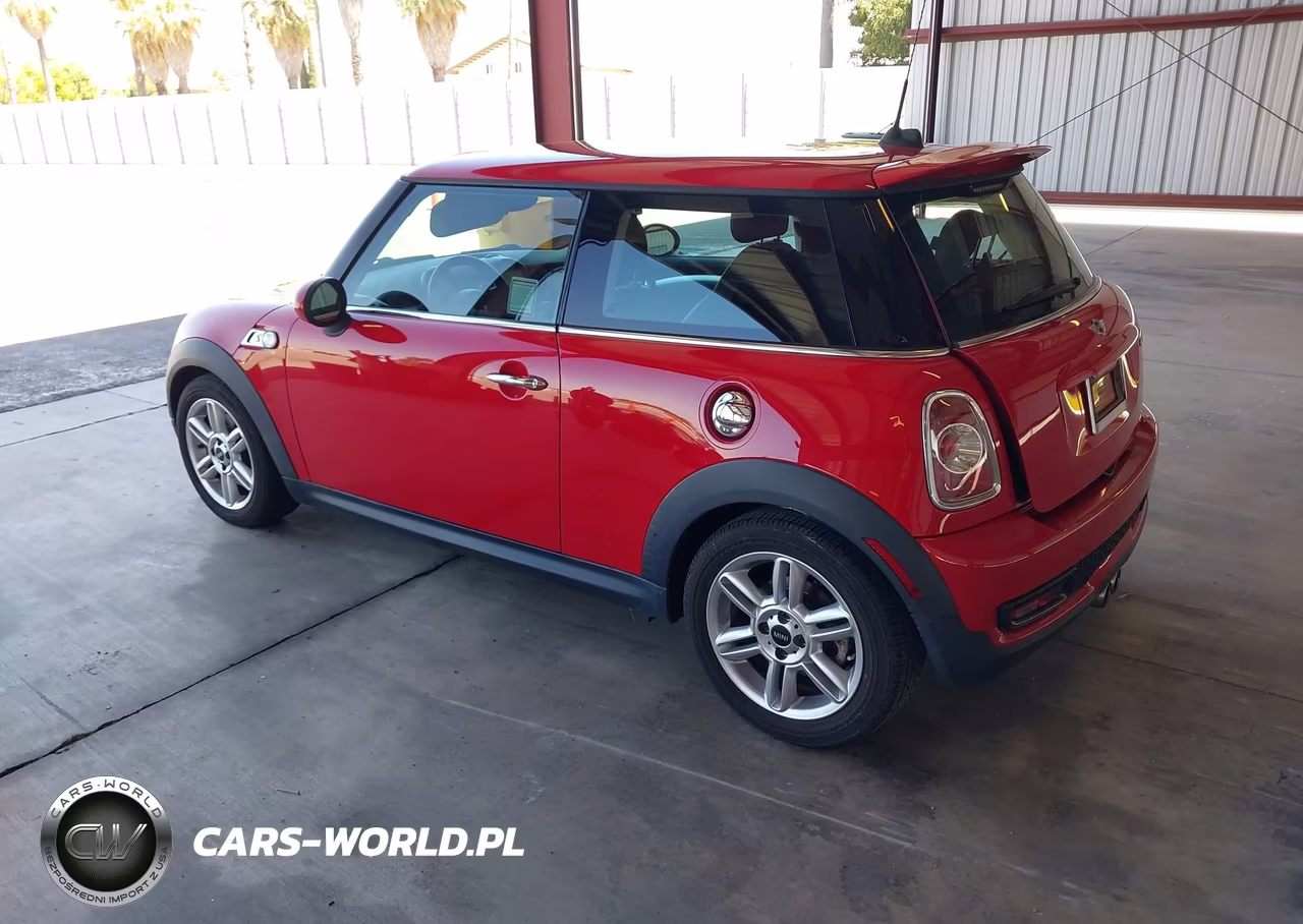 2012 Mini Cooper S VIN:WMWSV3C57CT386421 - 3