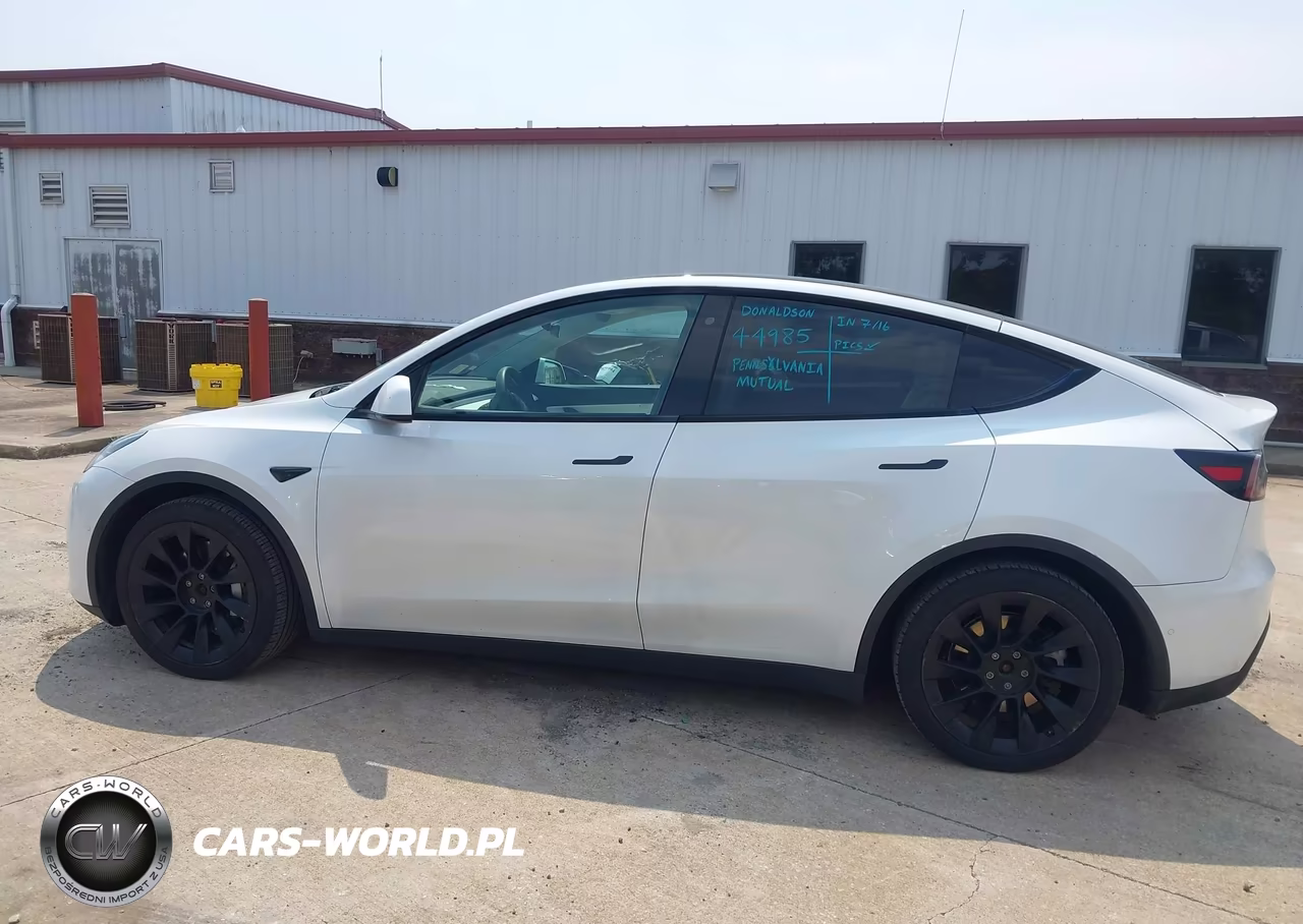 2020 Tesla Model Y Long Range Dual Motor All-Wheel Drive VIN:5YJYGDEE2LF014594 - 14