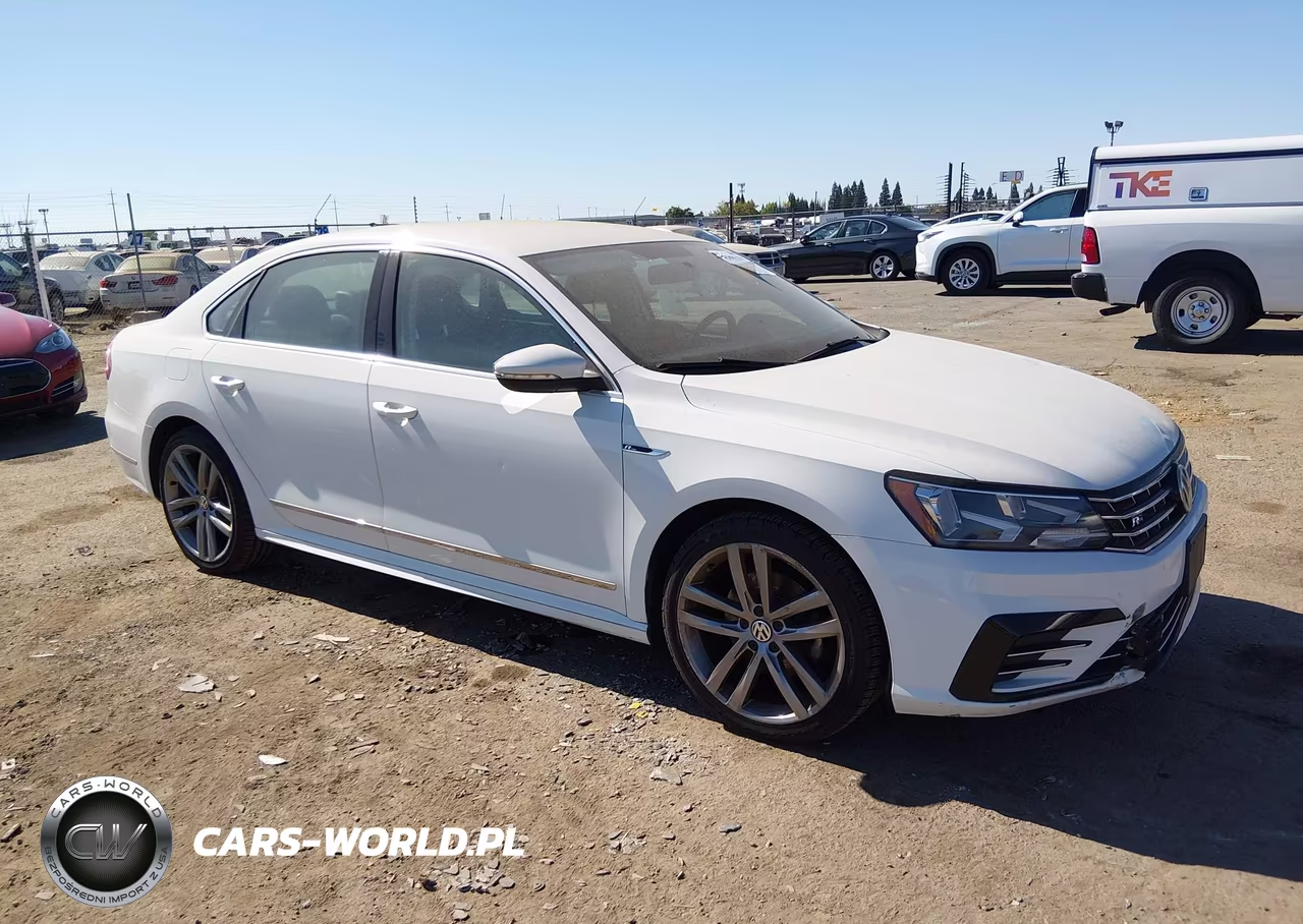 2017 Volkswagen Passat 1.8T R-Line – zdjęcie 1 z 16