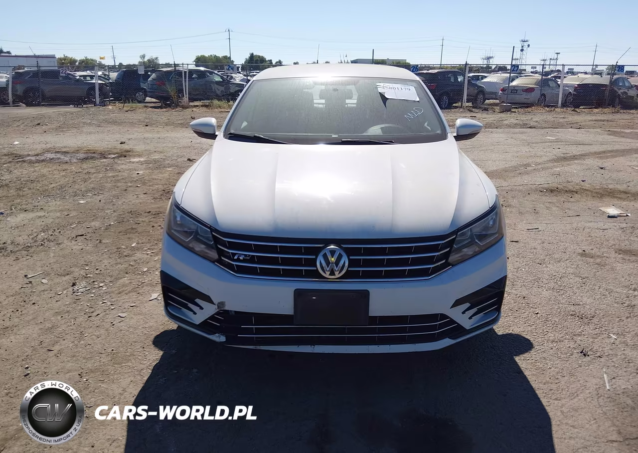 2017 Volkswagen Passat 1.8T R-Line VIN:1VWDT7A33HC056824 - 12