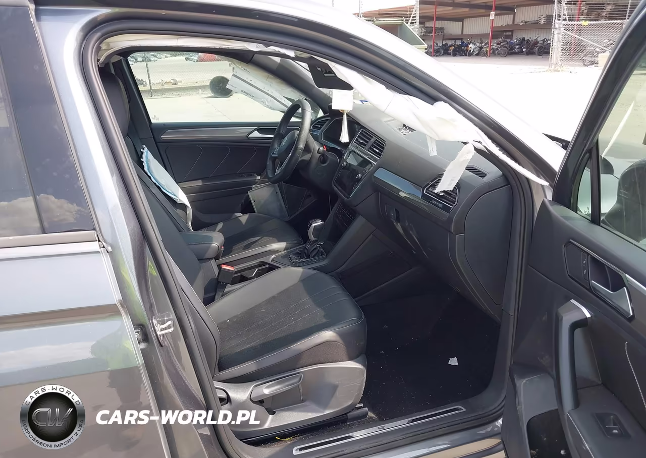 2024 Volkswagen Tiguan 2.0T Se R-Line Black VIN:3VVCB7AX8RM099707 - 5