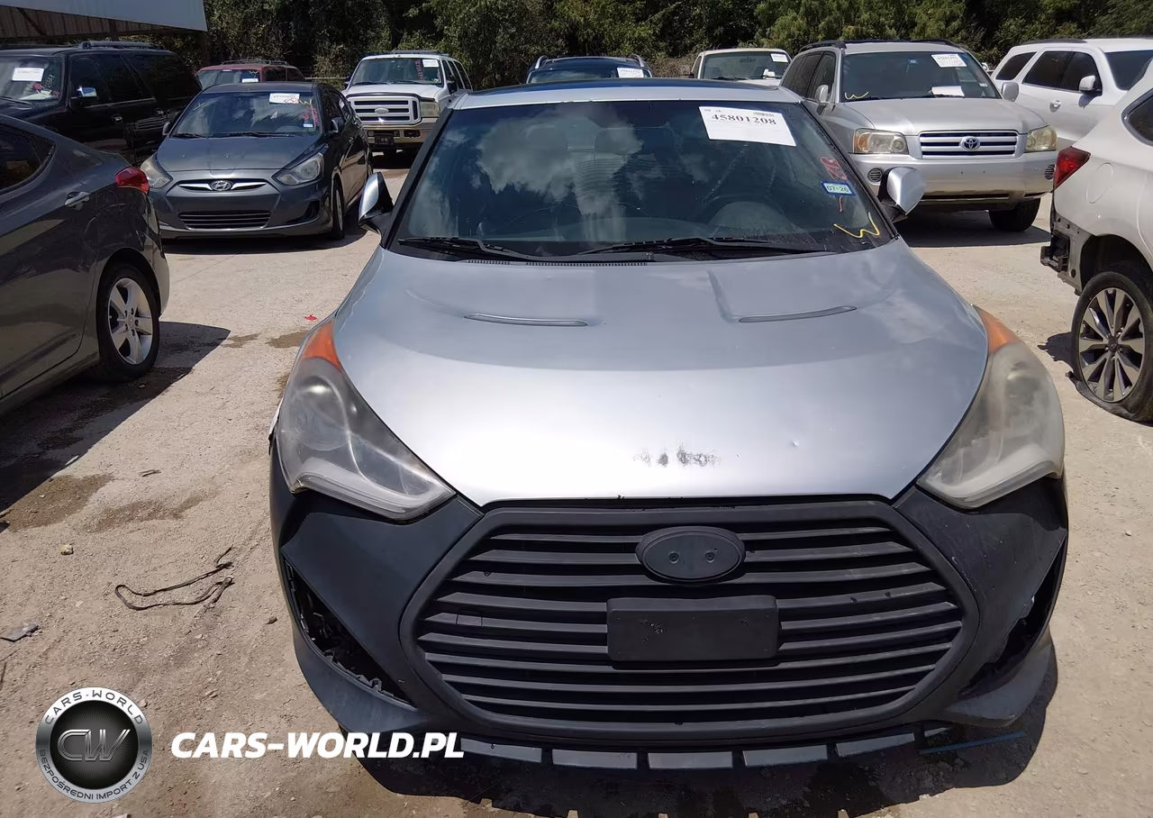 2015 Hyundai Veloster VIN:KMHTC6AD1FU233889 - 6