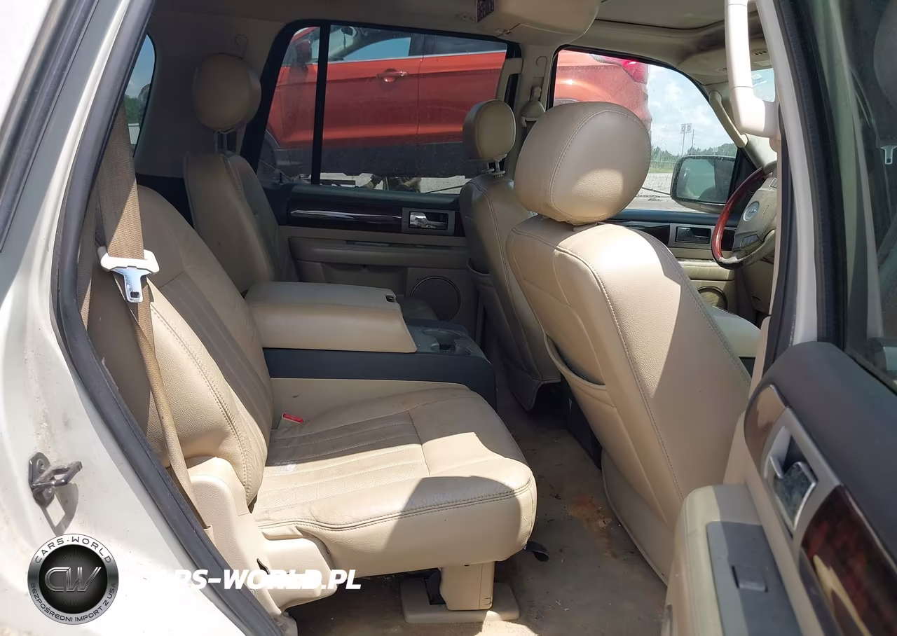 2005 Lincoln Navigator VIN:5LMFU27535LJ02029 - 8
