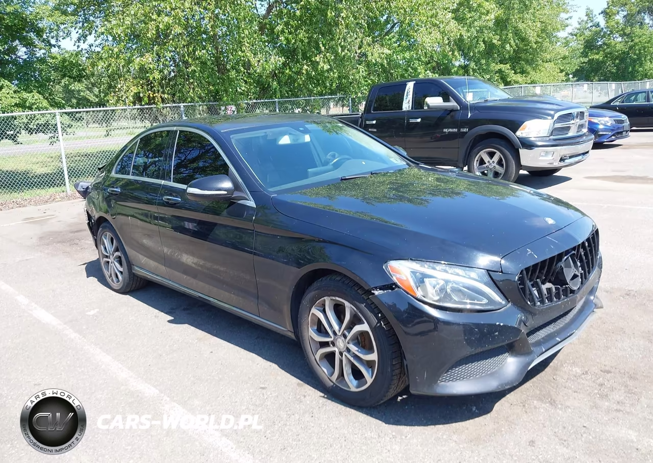 2015 Mercedes-Benz C 300 4Matic