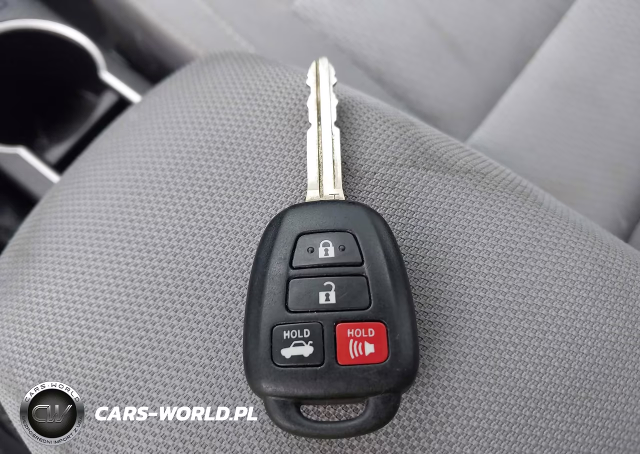 2016 Toyota Corolla Le Plus VIN:2T1BURHE2GC498834 - 10