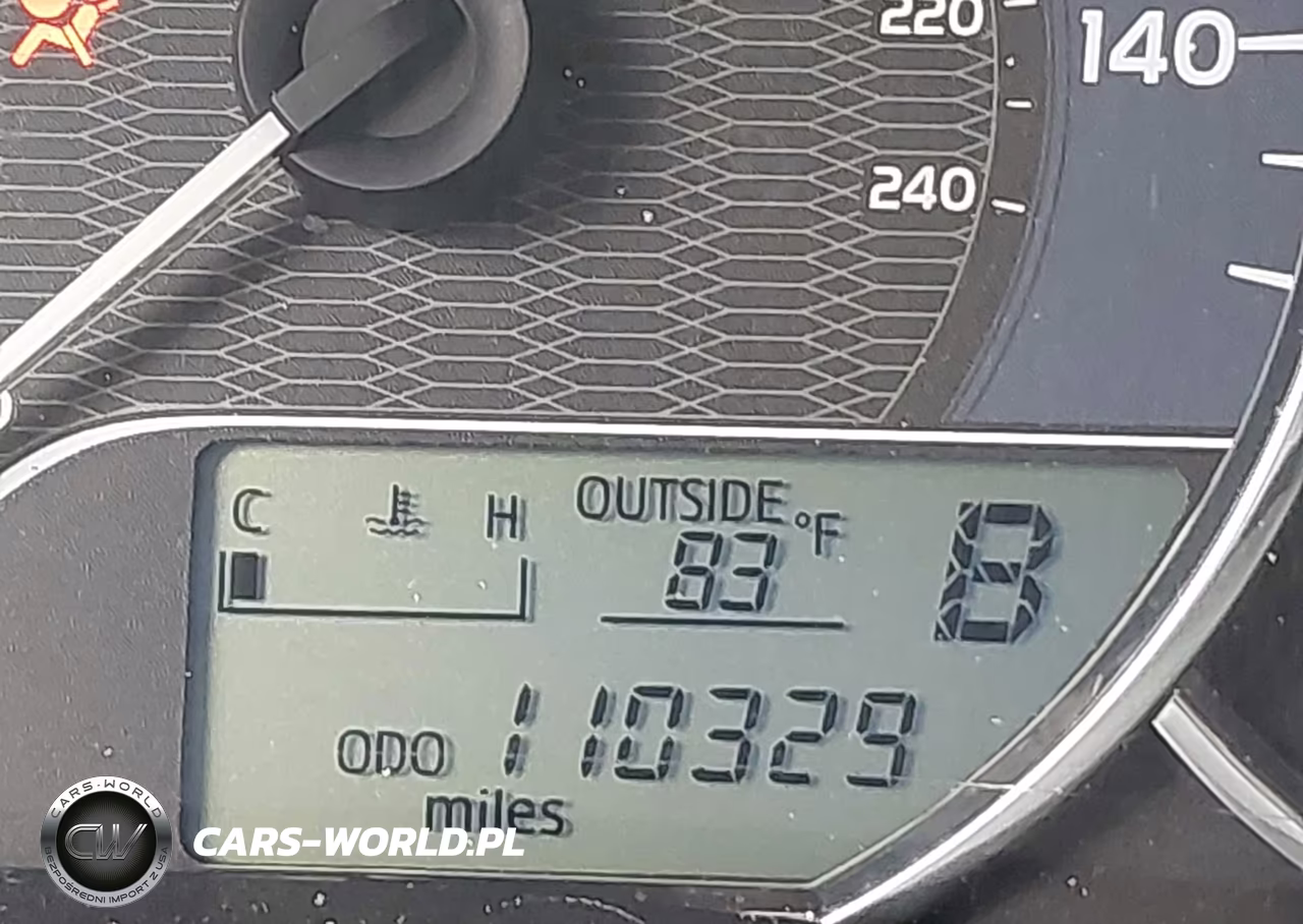 2016 Toyota Corolla Le Plus VIN:2T1BURHE2GC498834 - 14