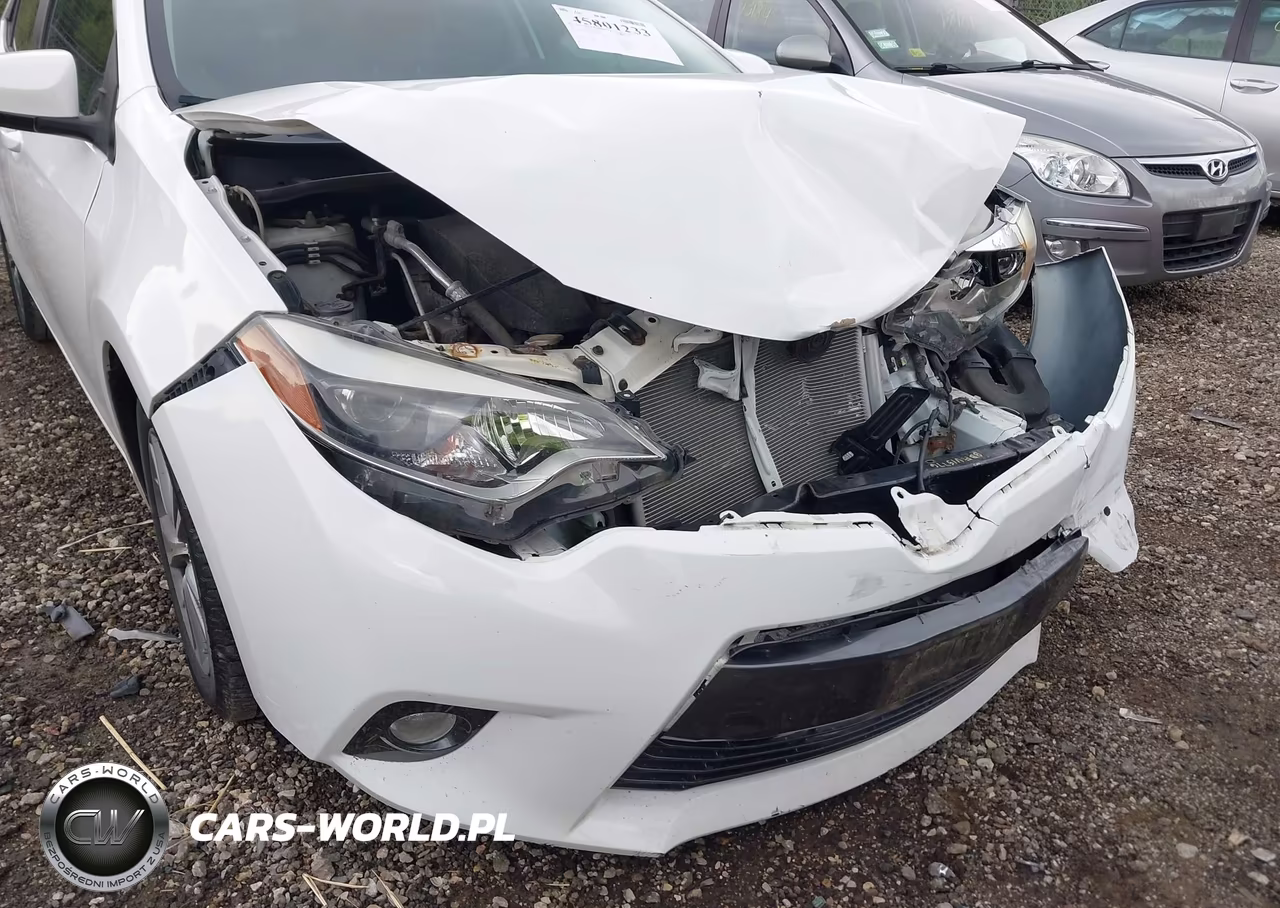 2016 Toyota Corolla Le Plus VIN:2T1BURHE2GC498834 - 5