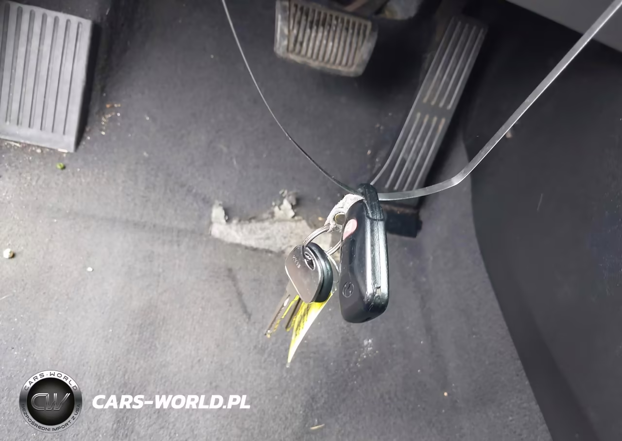 2011 Hyundai Elantra Gls VIN:5NPDH4AE7BH030324 - 11