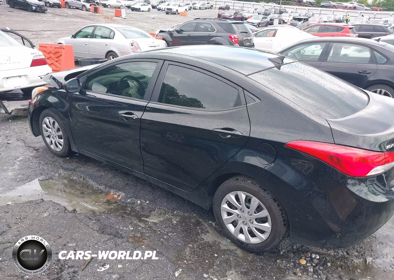 2011 Hyundai Elantra Gls VIN:5NPDH4AE7BH030324 - 14