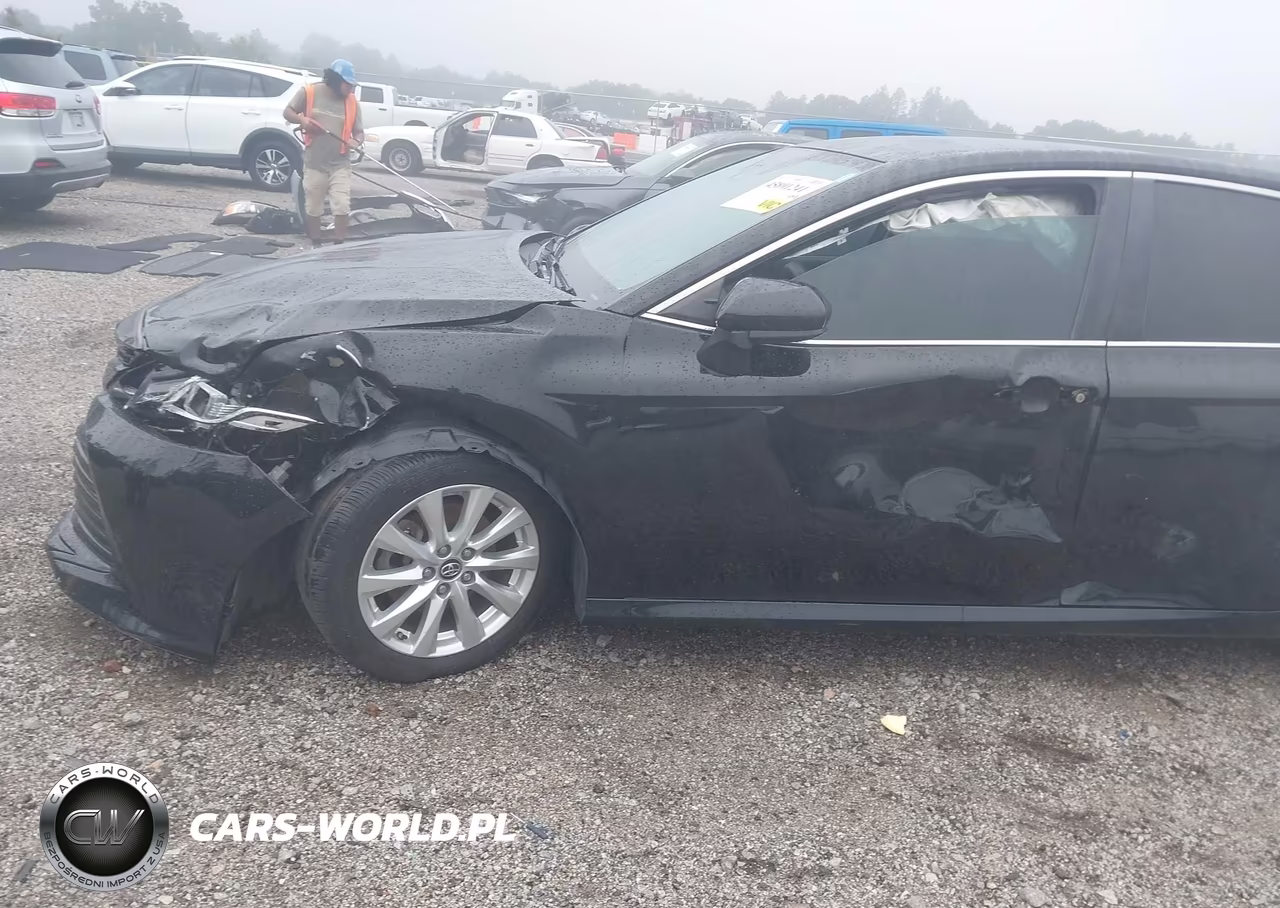 2018 Toyota Camry Le VIN:4T1B11HK1JU029577 - 6