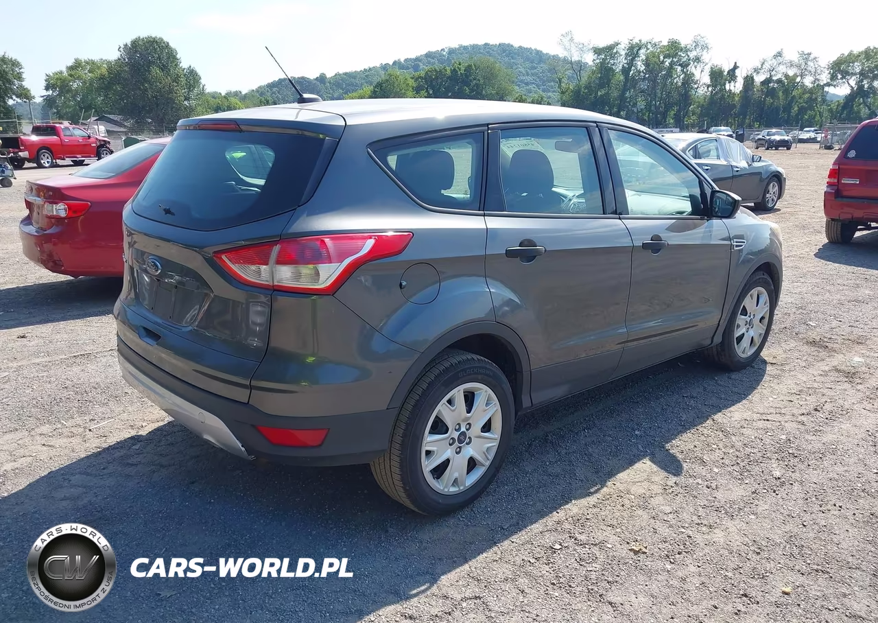 2015 Ford Escape S VIN:1FMCU0F79FUA39334 - 4