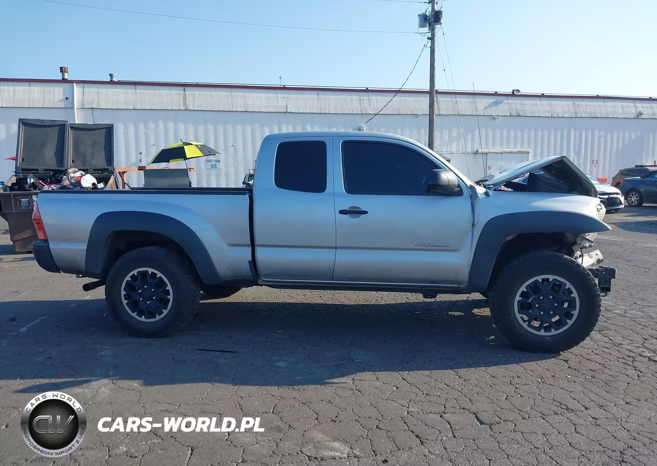 2012 Toyota Tacoma Base V6 VIN:5TFUU4EN8CX040968 - 13