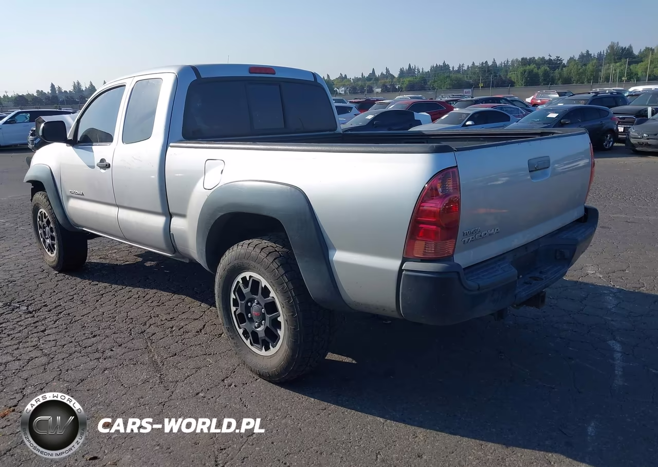 2012 Toyota Tacoma Base V6 VIN:5TFUU4EN8CX040968 - 3