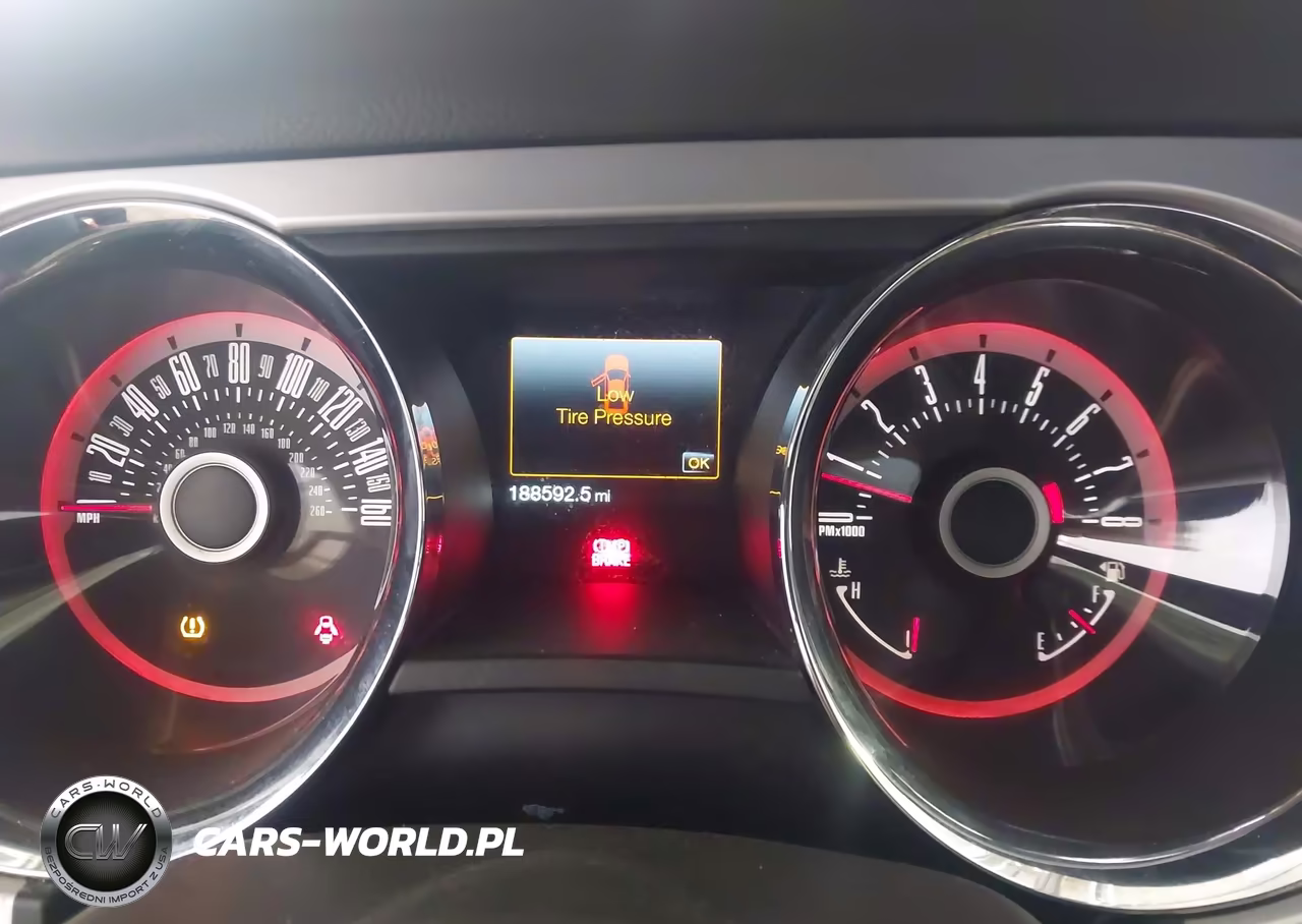 2013 Ford Mustang V6 Premium VIN:1ZVBP8AM0D5225092 - 7