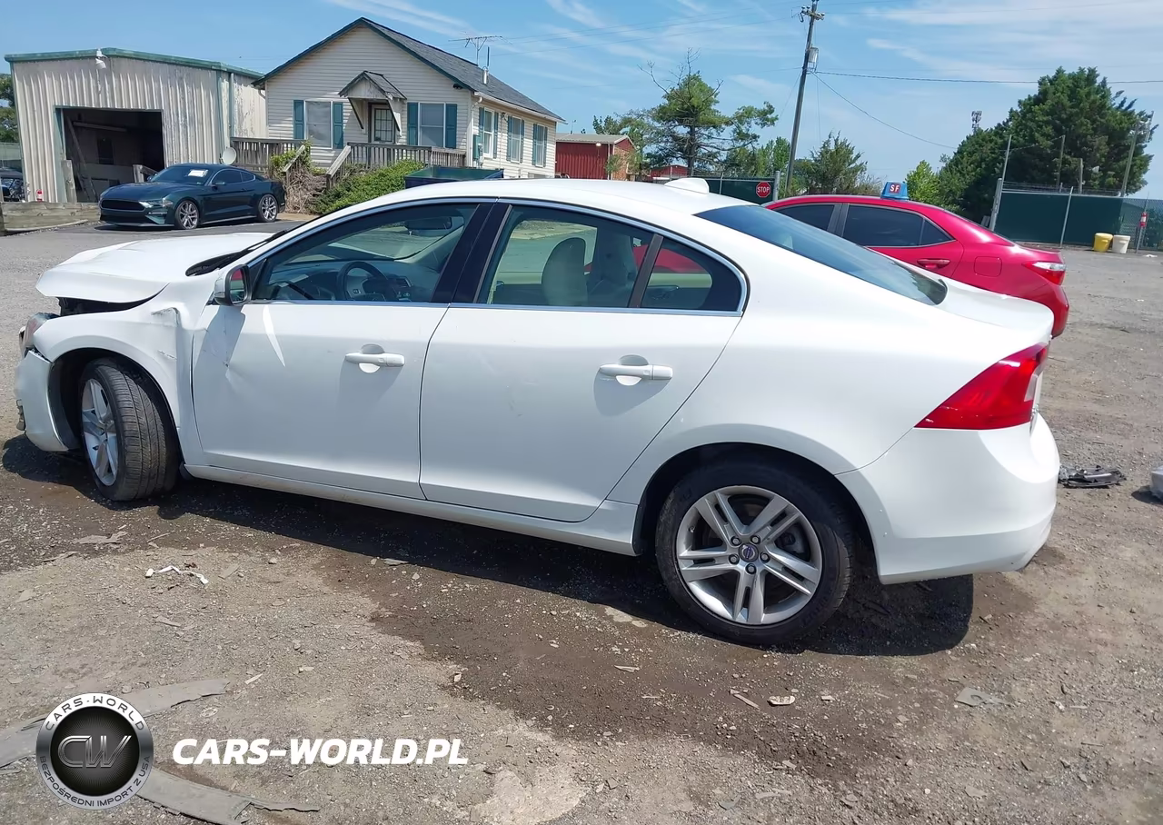 2014 Volvo S60 T5 VIN:YV1612FH3E2290675 - 3