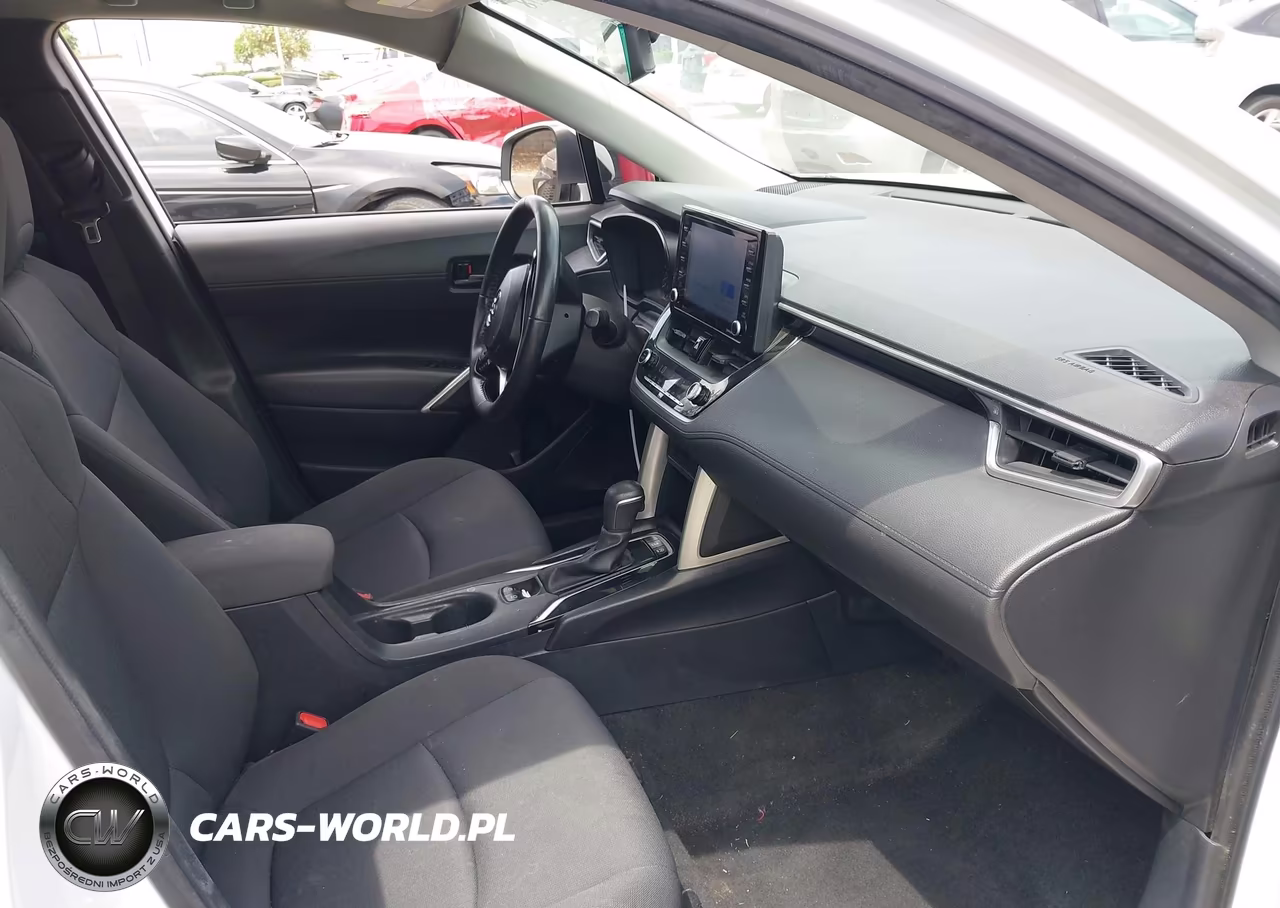 2022 Toyota Corolla Cross Le VIN:7MUCAABG9NV032000 - 5