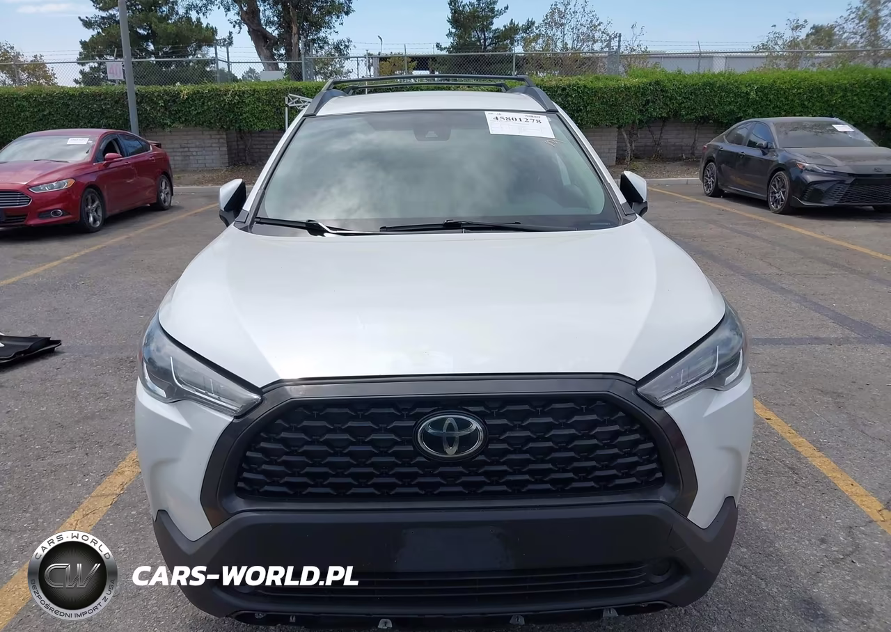 2022 Toyota Corolla Cross Le VIN:7MUCAABG9NV032000 - 6