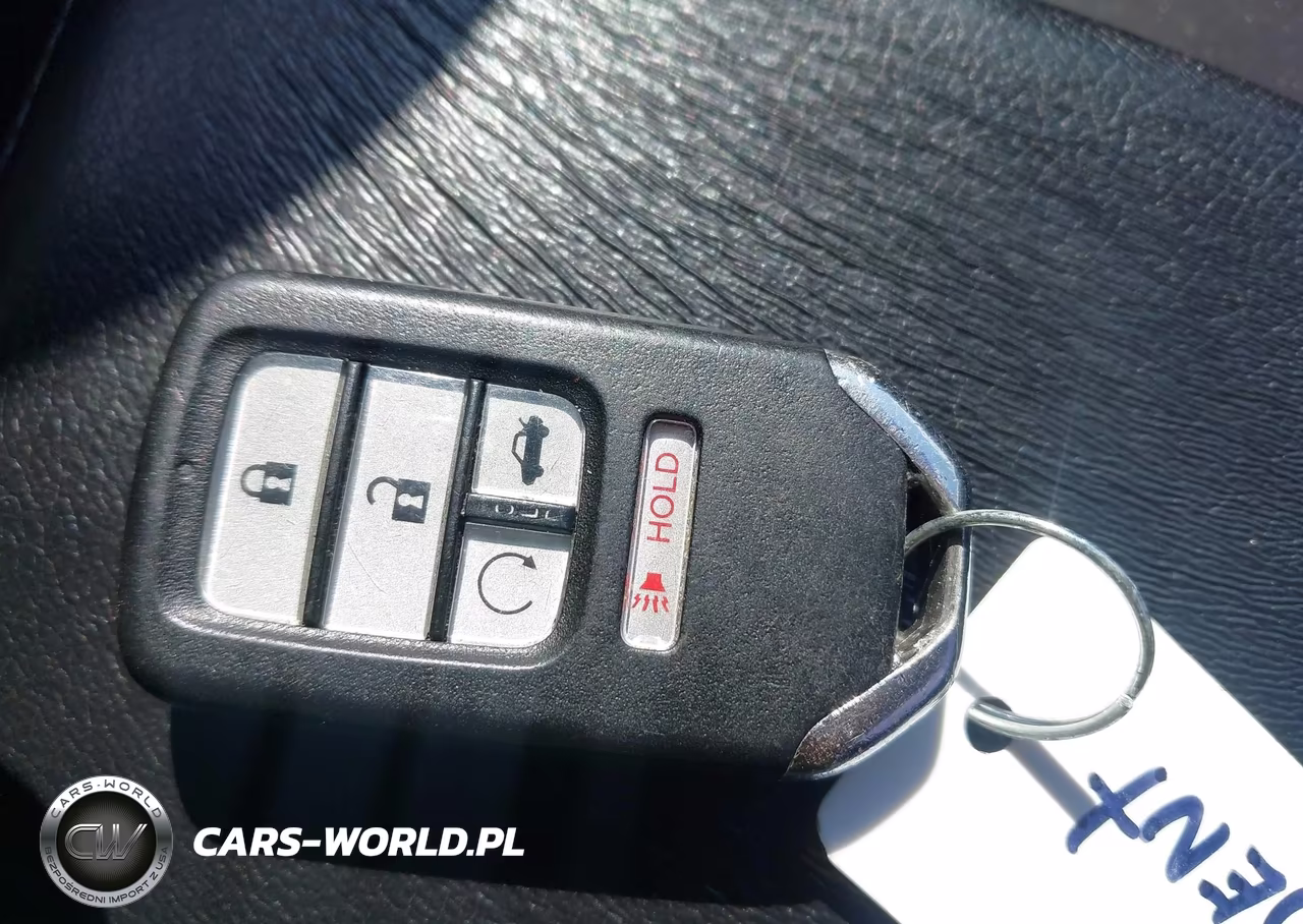 2018 Honda Accord Touring VIN:1HGCV1F92JA105808 - 11