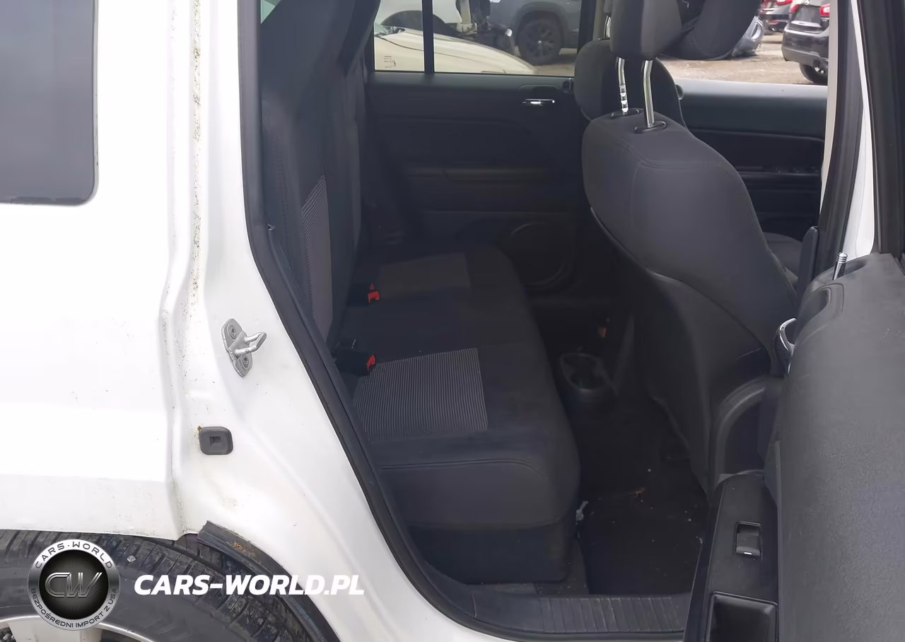 2011 Jeep Patriot Sport VIN:1J4NF1GB2BD282097 - 8