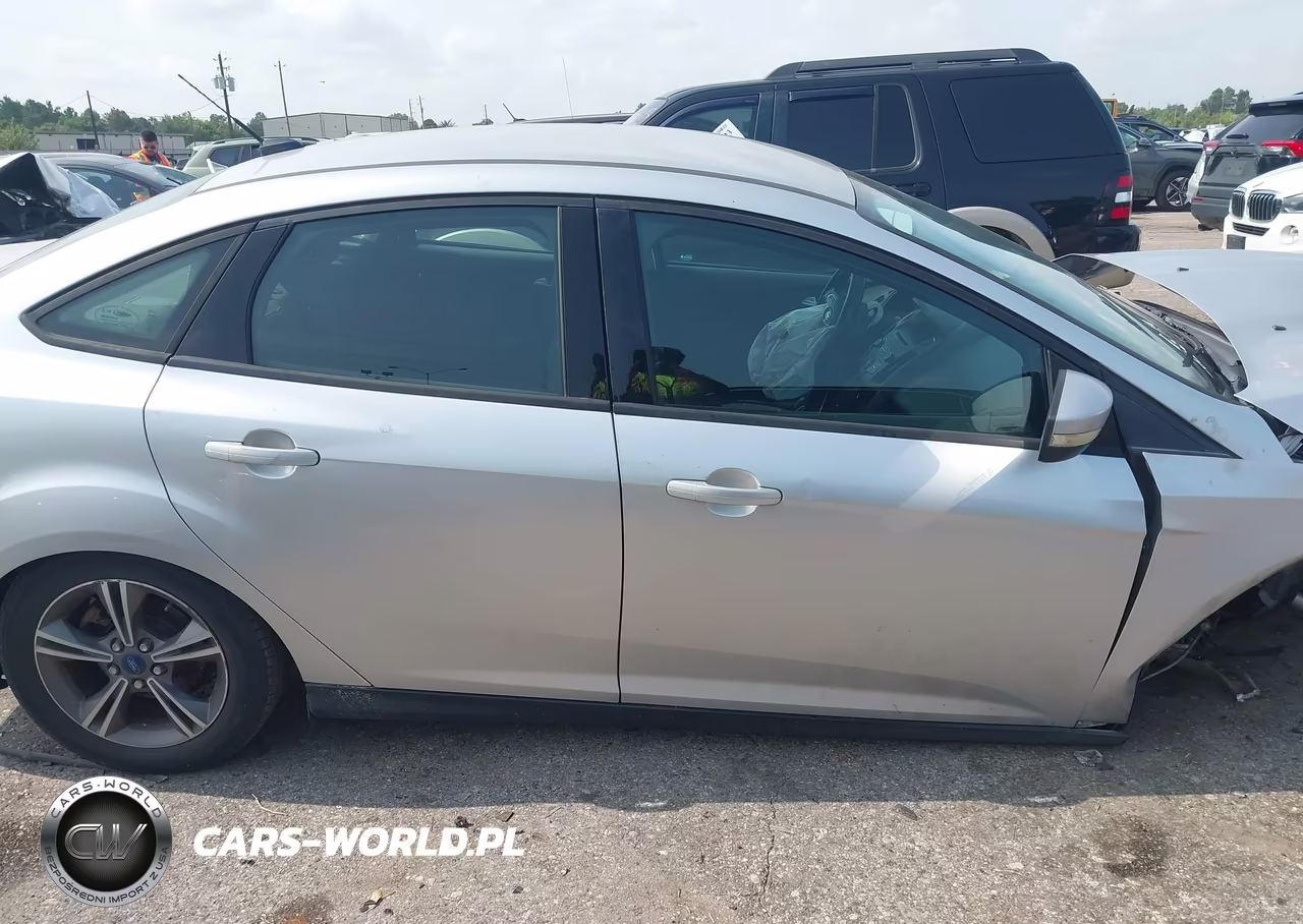 2017 Ford Focus Se VIN:1FADP3FE3HL284094 - 14