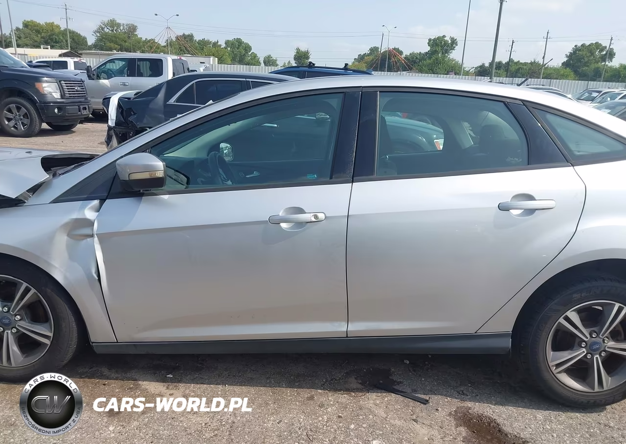 2017 Ford Focus Se VIN:1FADP3FE3HL284094 - 15