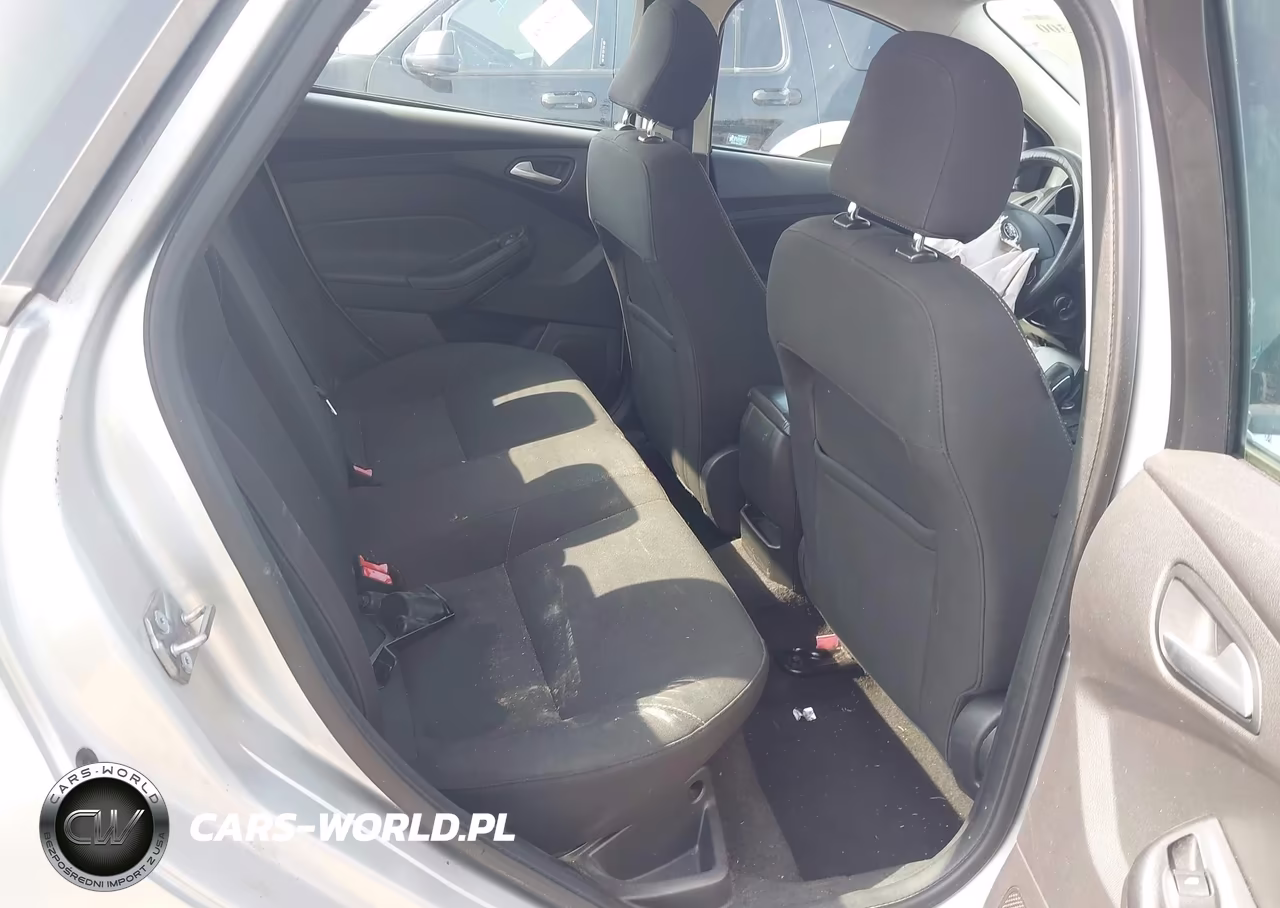 2017 Ford Focus Se VIN:1FADP3FE3HL284094 - 8