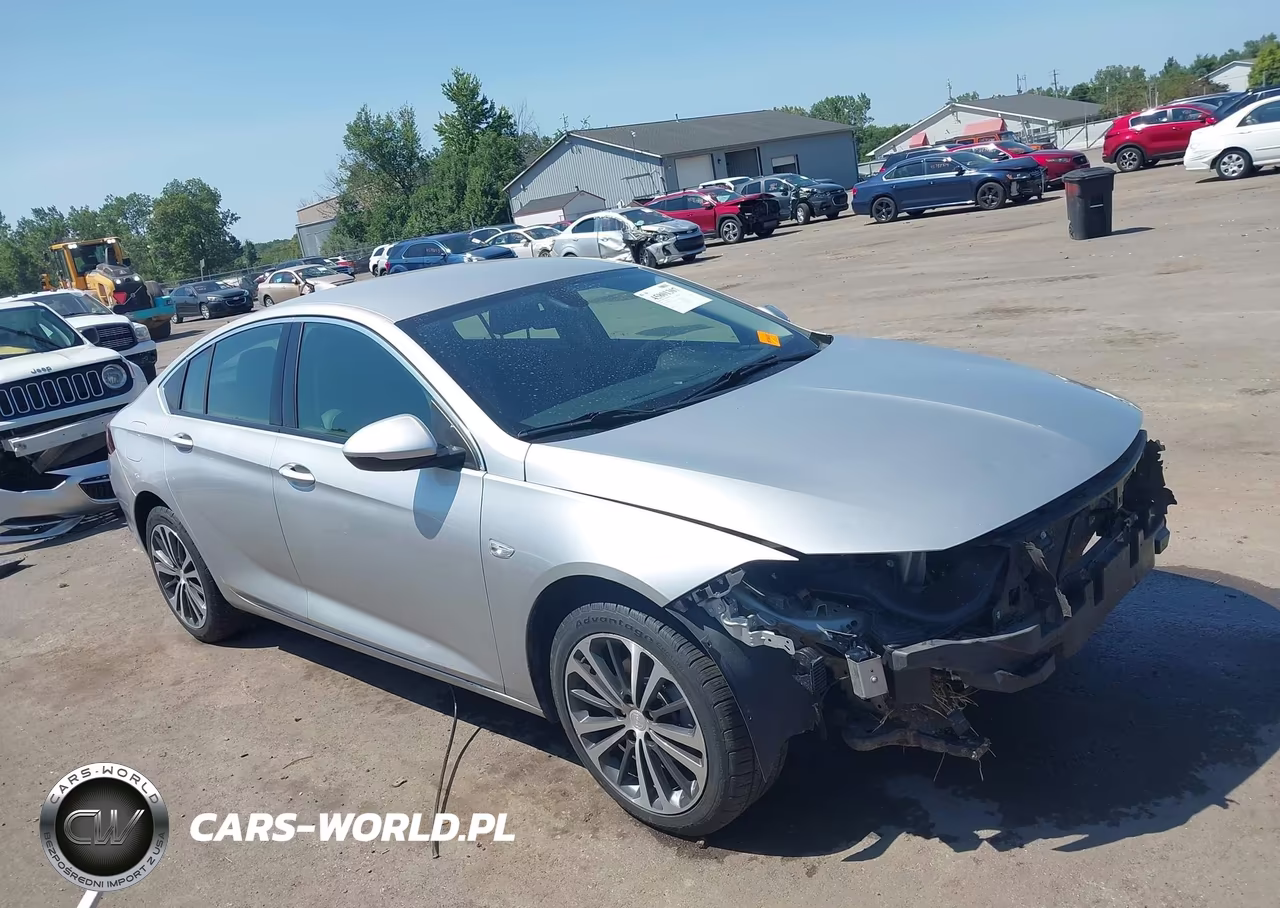 2018 Buick Regal Sportback Essence – zdjęcie 1 z 17
