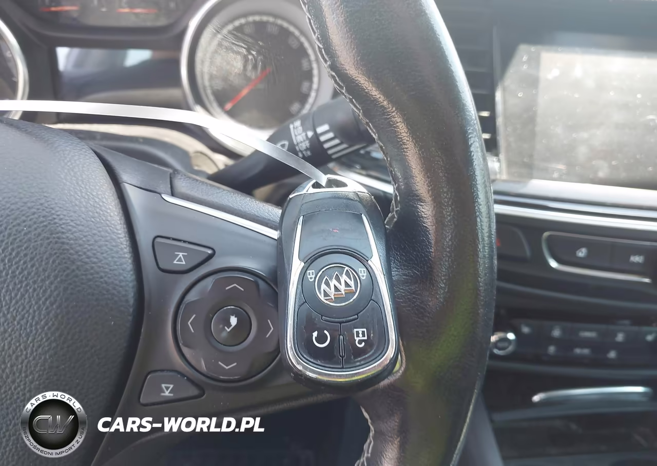 2018 Buick Regal Sportback Essence VIN:W04GP6SX4J1077919 - 11