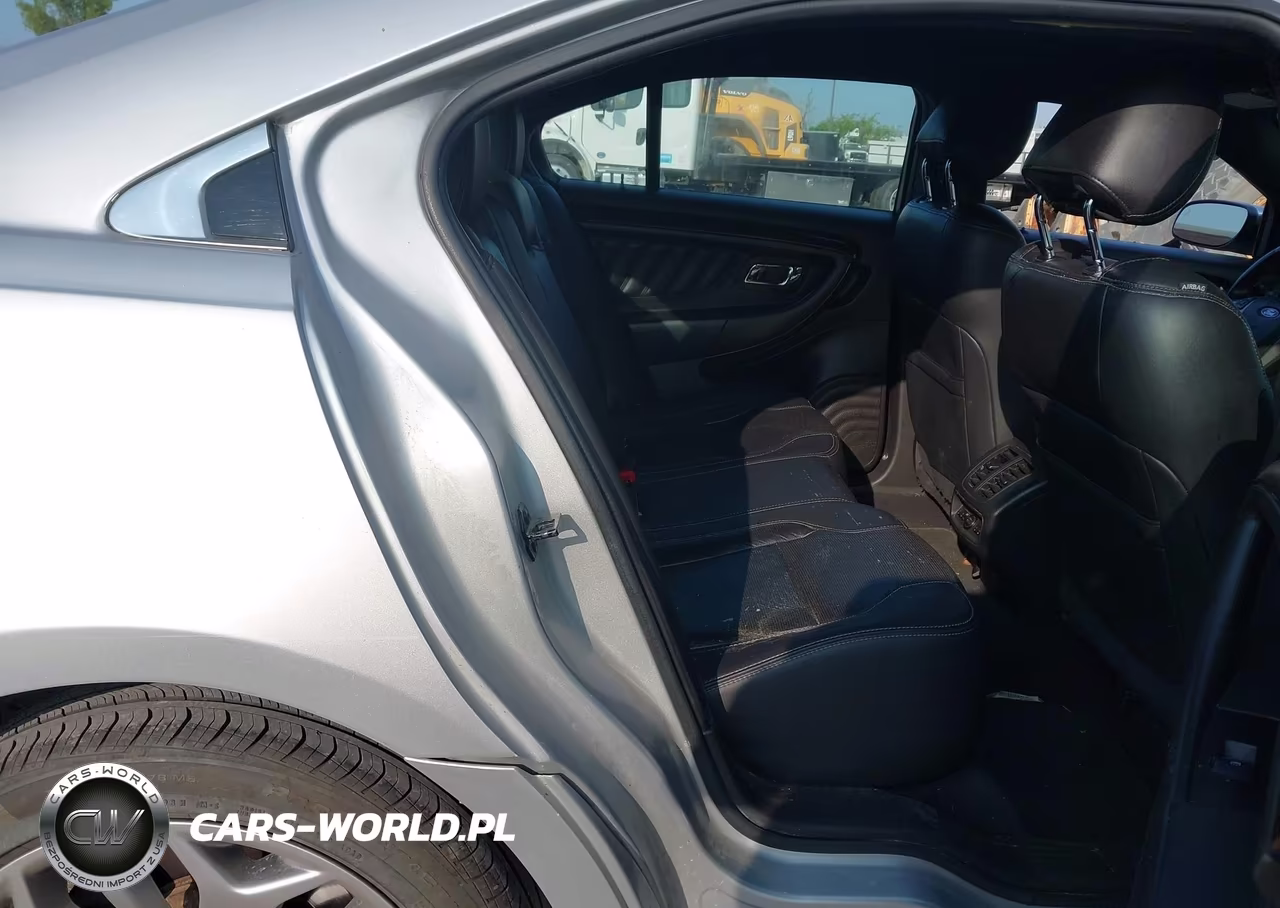2019 Ford Taurus Limited VIN:1FAHP2F87KG109871 - 8