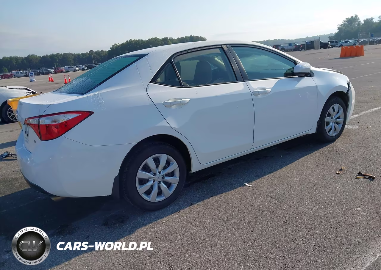 2016 Toyota Corolla Le VIN:5YFBURHE7GP515482 - 4