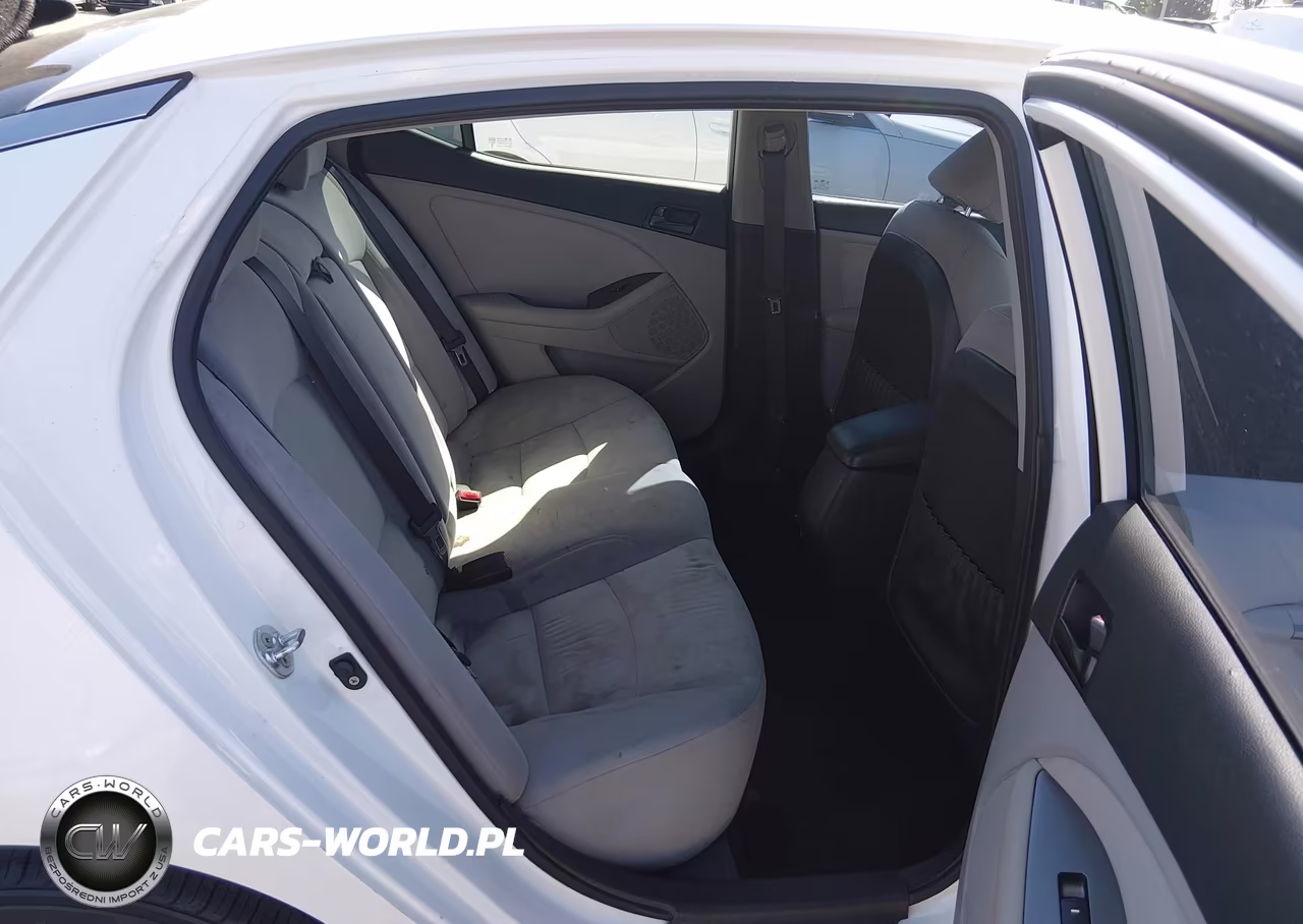 2015 Kia Optima Lx VIN:KNAGM4A79F5612468 - 8