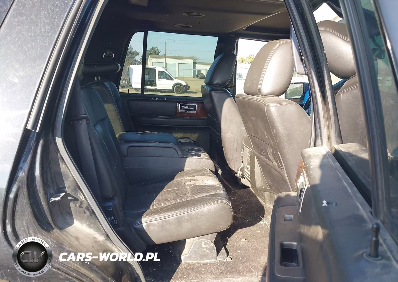 2011 Lincoln Navigator VIN:5LMJJ2J57BEJ05754 - 8