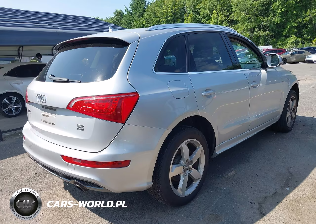 2011 Audi Q5 3.2 Premium Plus VIN:WA1DKAFP1BA090367 - 4