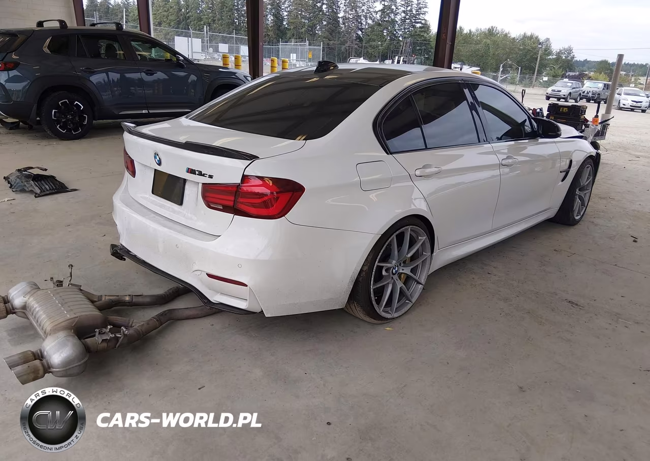 2018 BMW M3 VIN:WBS8M9C53J5L00311 - 4
