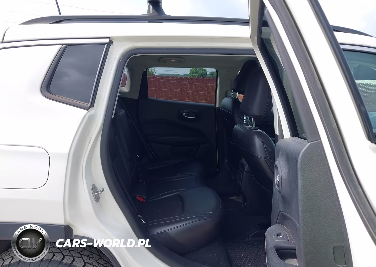 2020 Jeep Compass Latitude 4X4 VIN:3C4NJDBB8LT159879 - 8