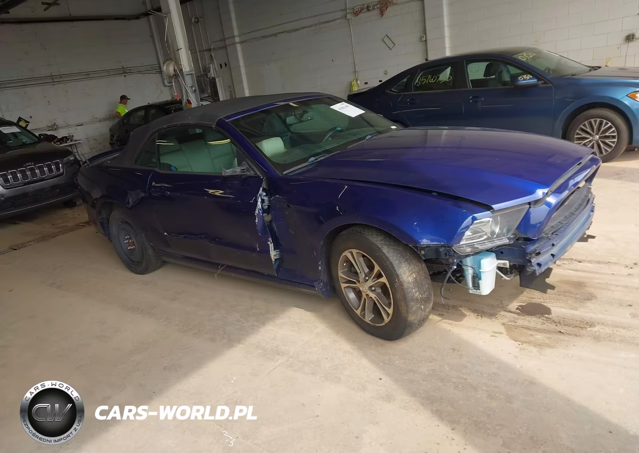 2013 Ford Mustang V6 Premium